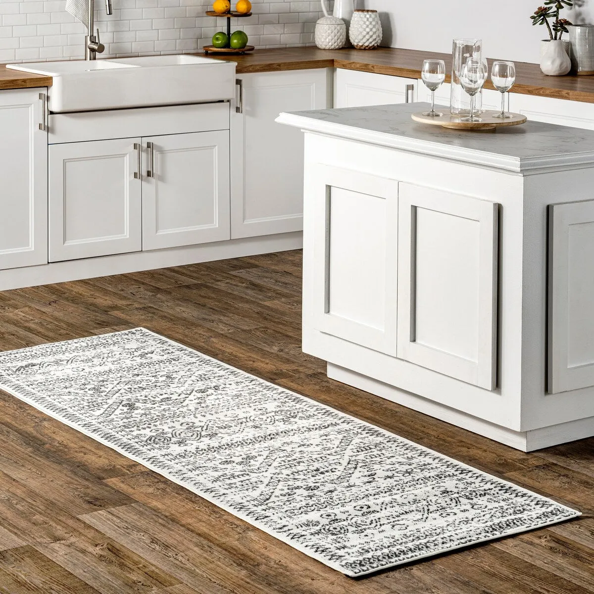 Nuloom Transitional Moroccan Frances Area Rug