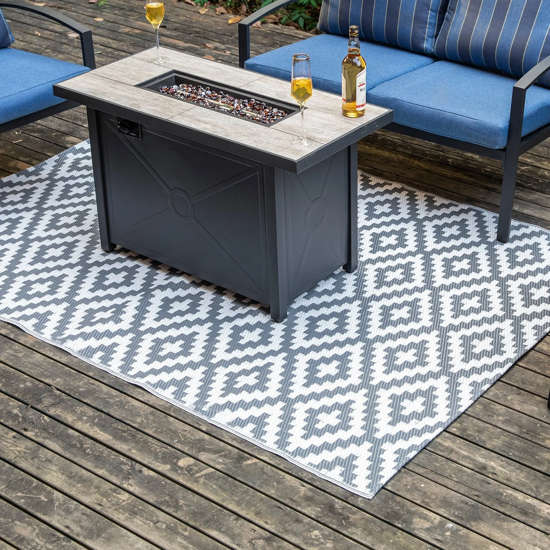 Nuu Garden Outdoor Reversible Rug. Rectangular Foldable Mat. Camping. RV. Gray & White Color
