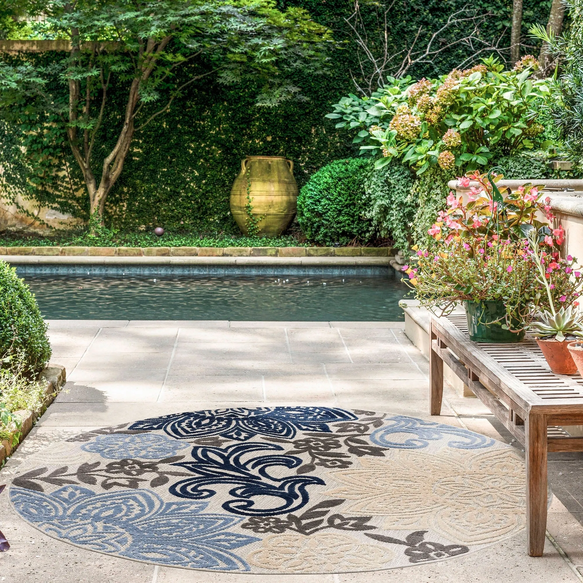 Origin Coastal Floral Indoor/Outdoor Area Rug