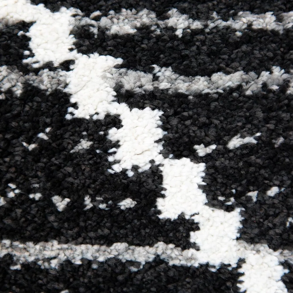 Oscar Modern Geometric Chevron Area Rug