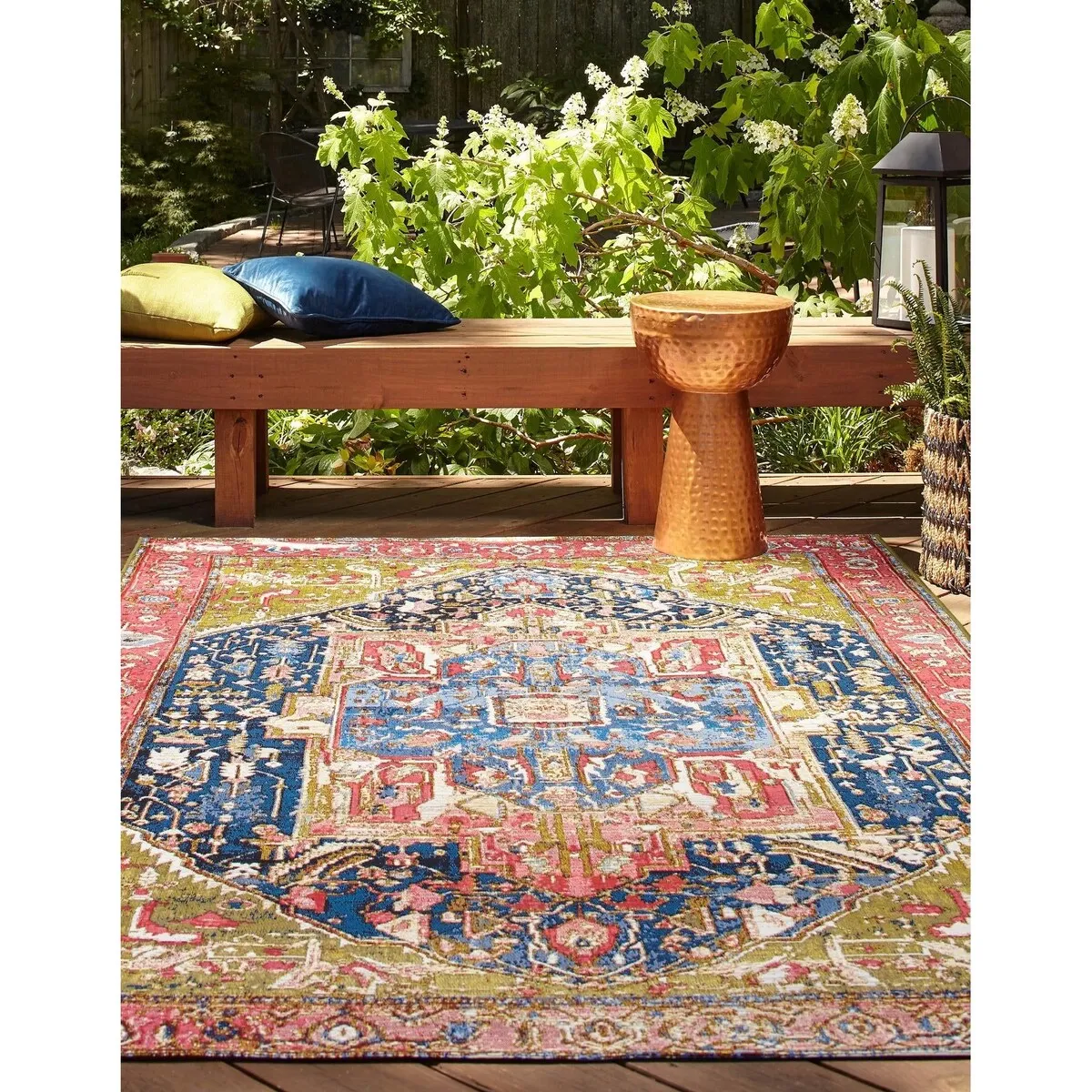 Outdoor Nirie Collection Area Rug