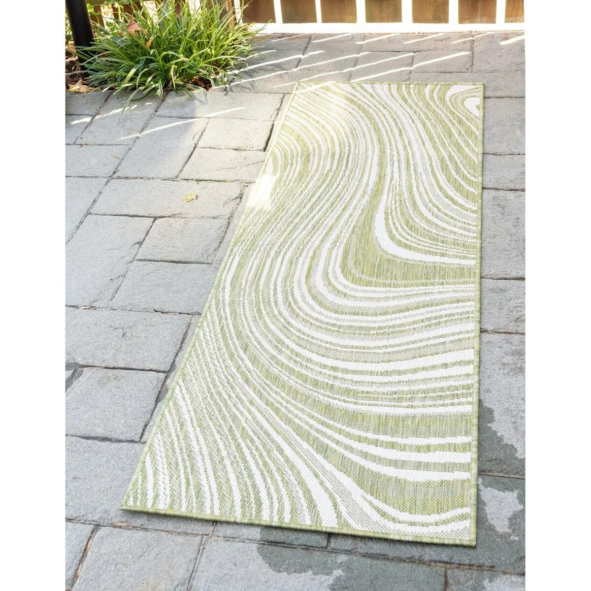 Outdoor Ucul Collection Area Rug