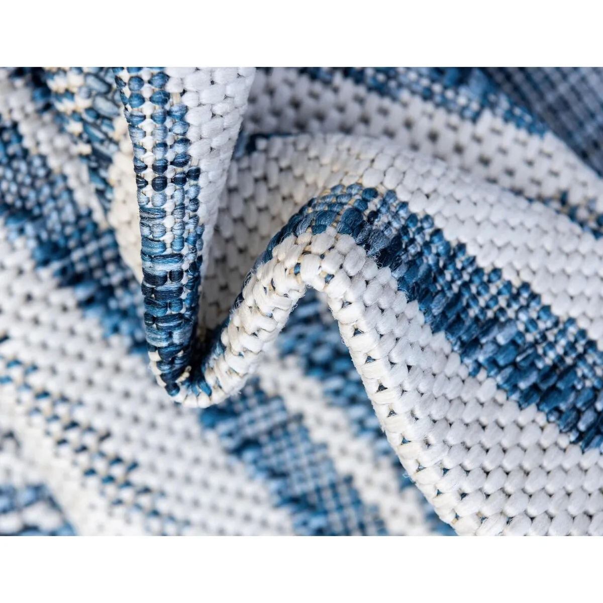 Outdoor Ucul Collection Area Rug