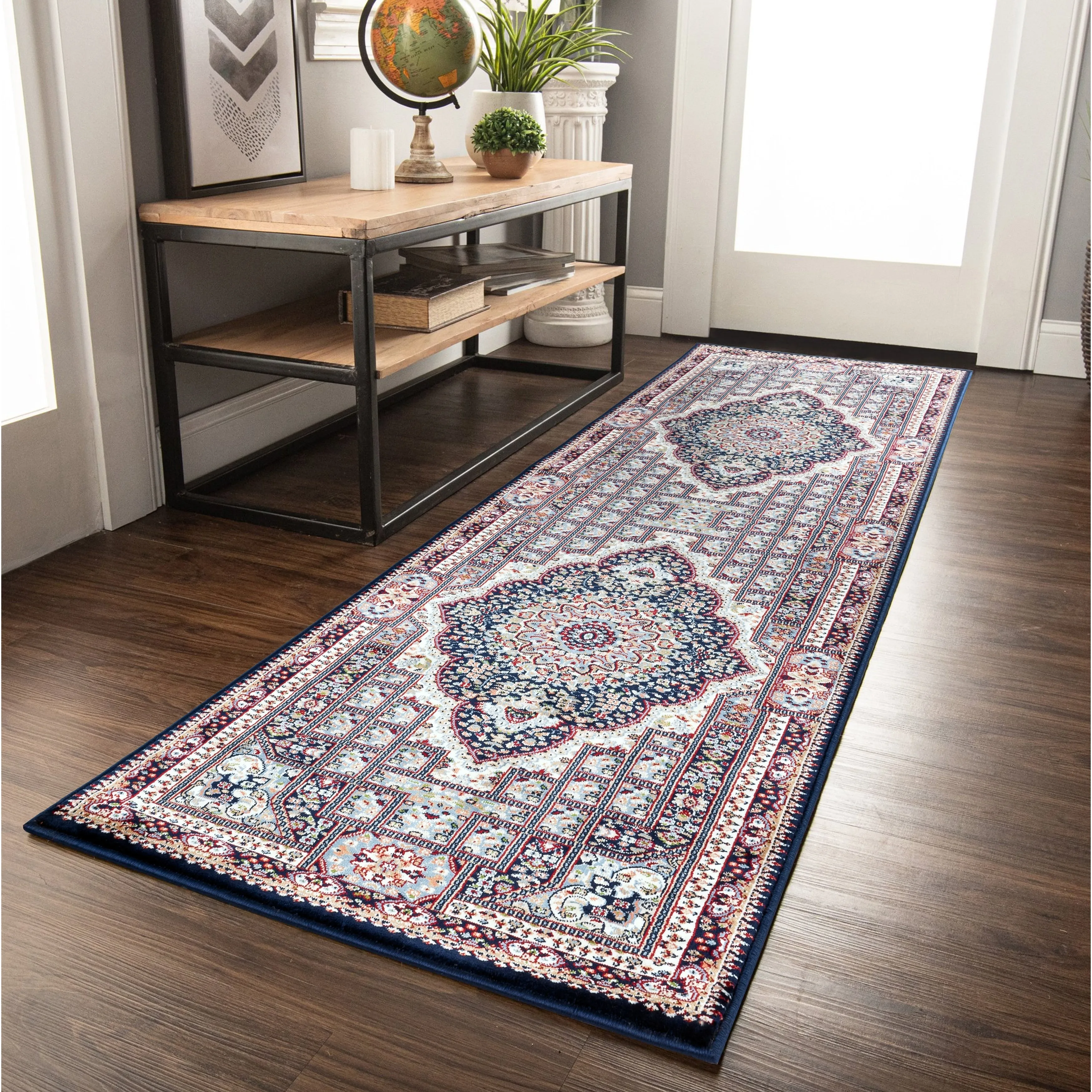 Prime Collection Blue/Cream Traditional Area Rug