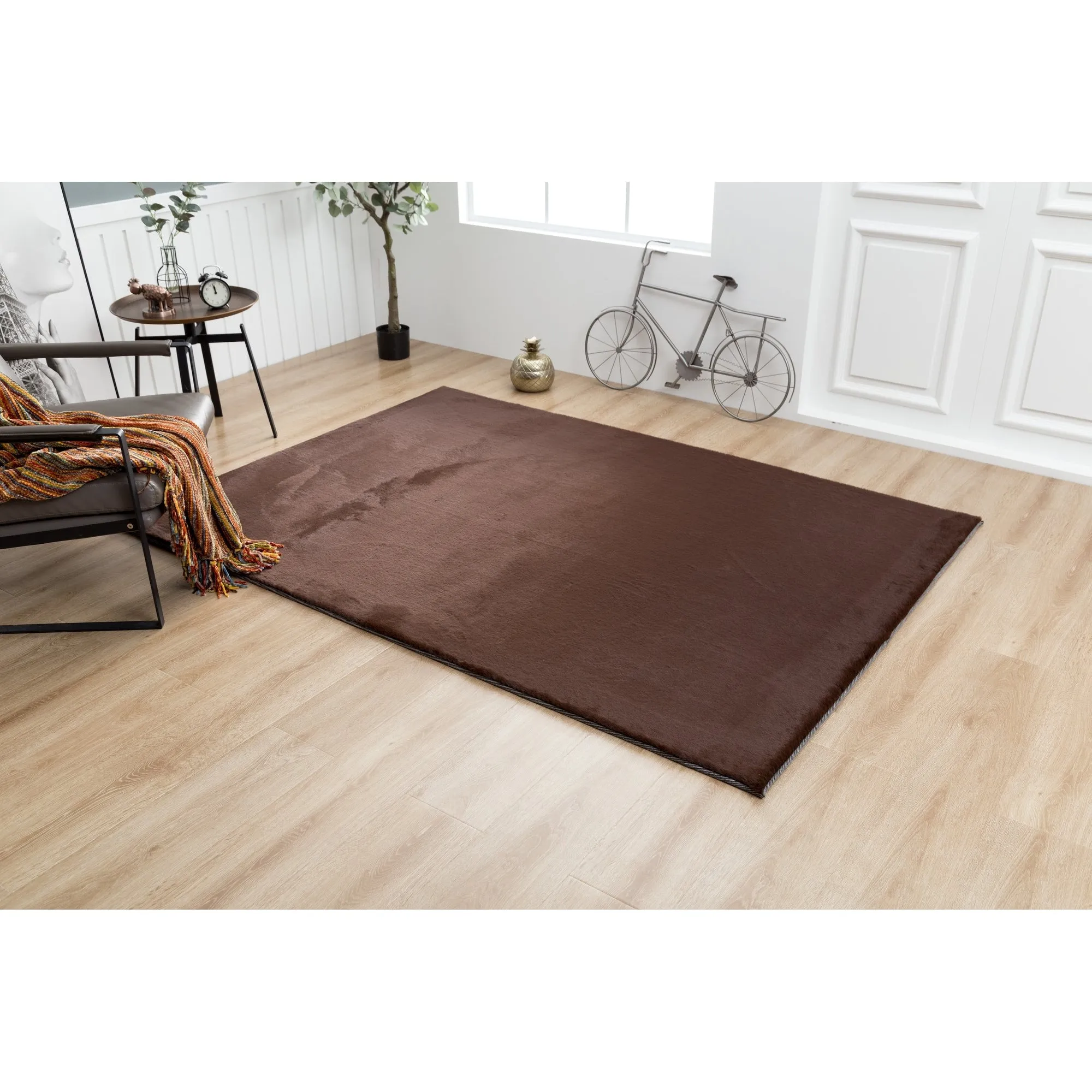 Rabbit-Collection Thick Faux-Fur Area Rug