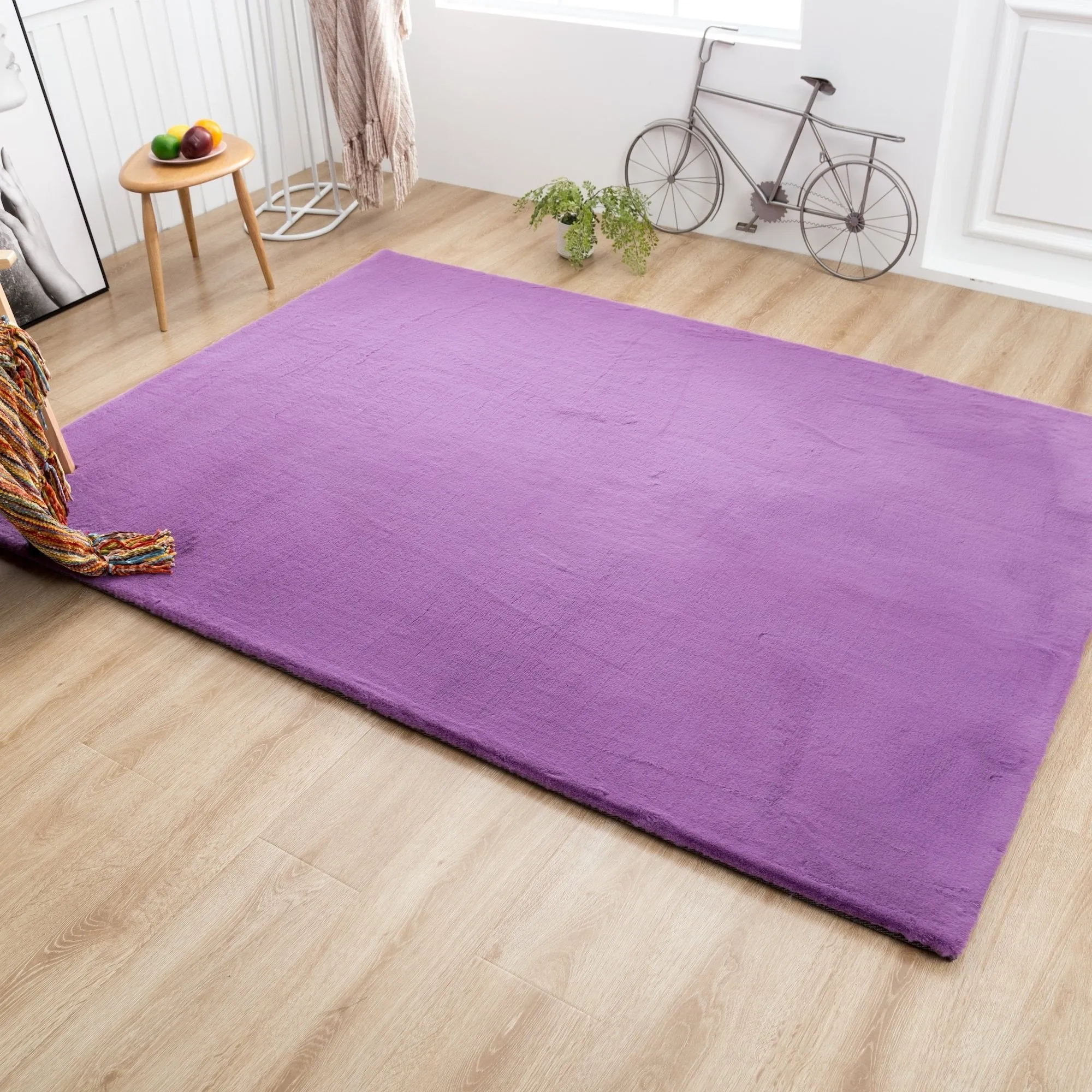 Rabbit-Collection Thick Faux-Fur Area Rug