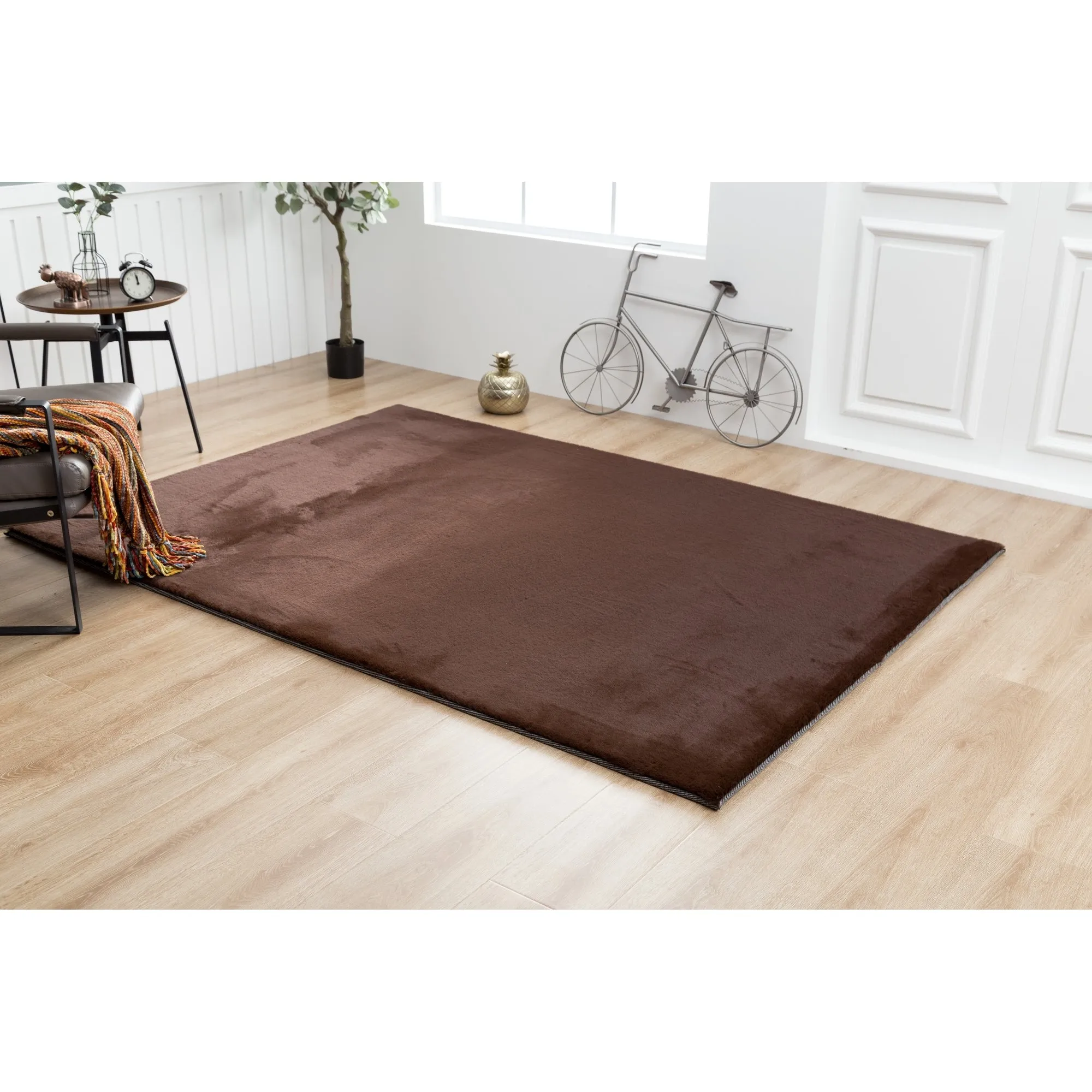 Rabbit-Collection Thick Faux-Fur Area Rug