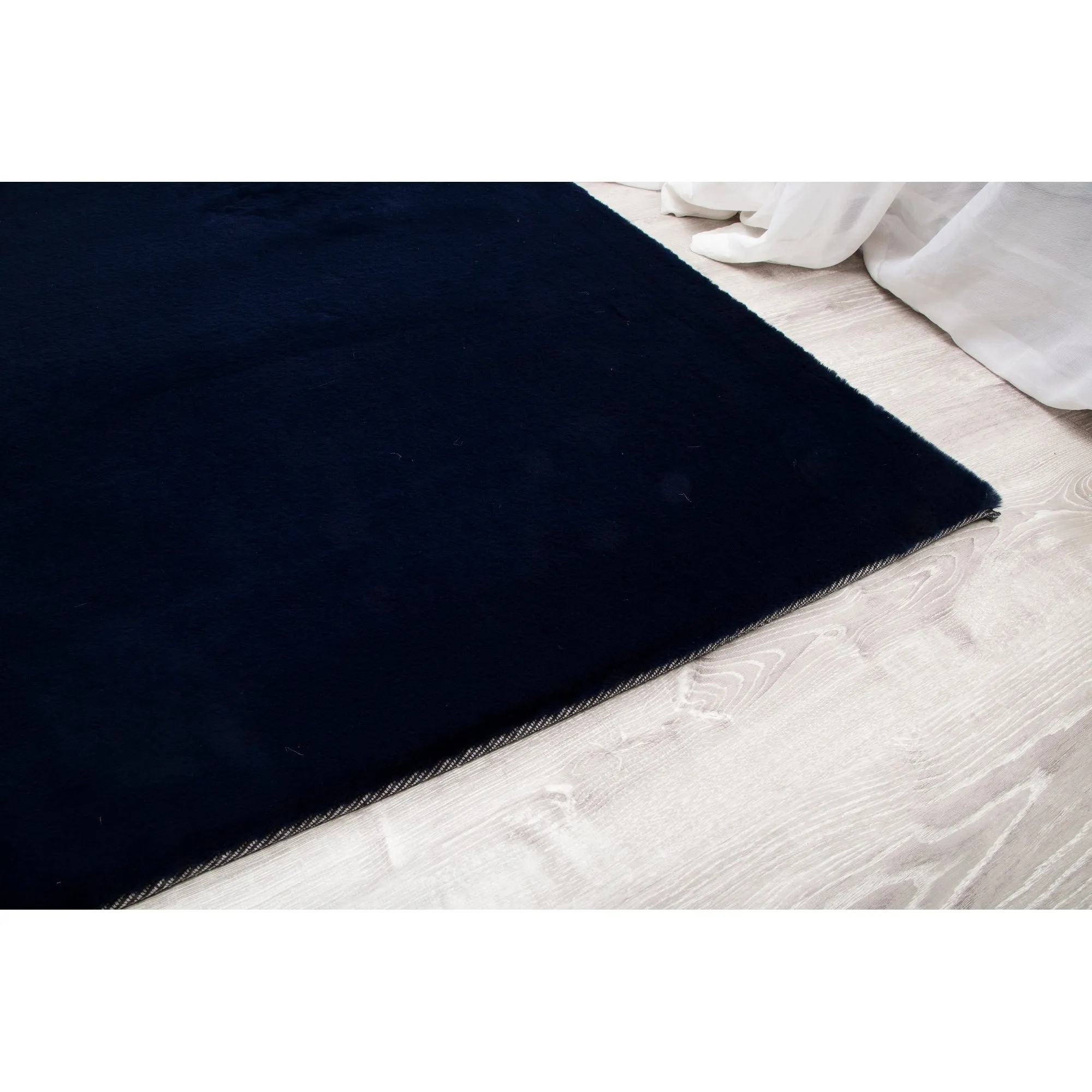 Rabbit-Collection Thick Faux-Fur Area Rug