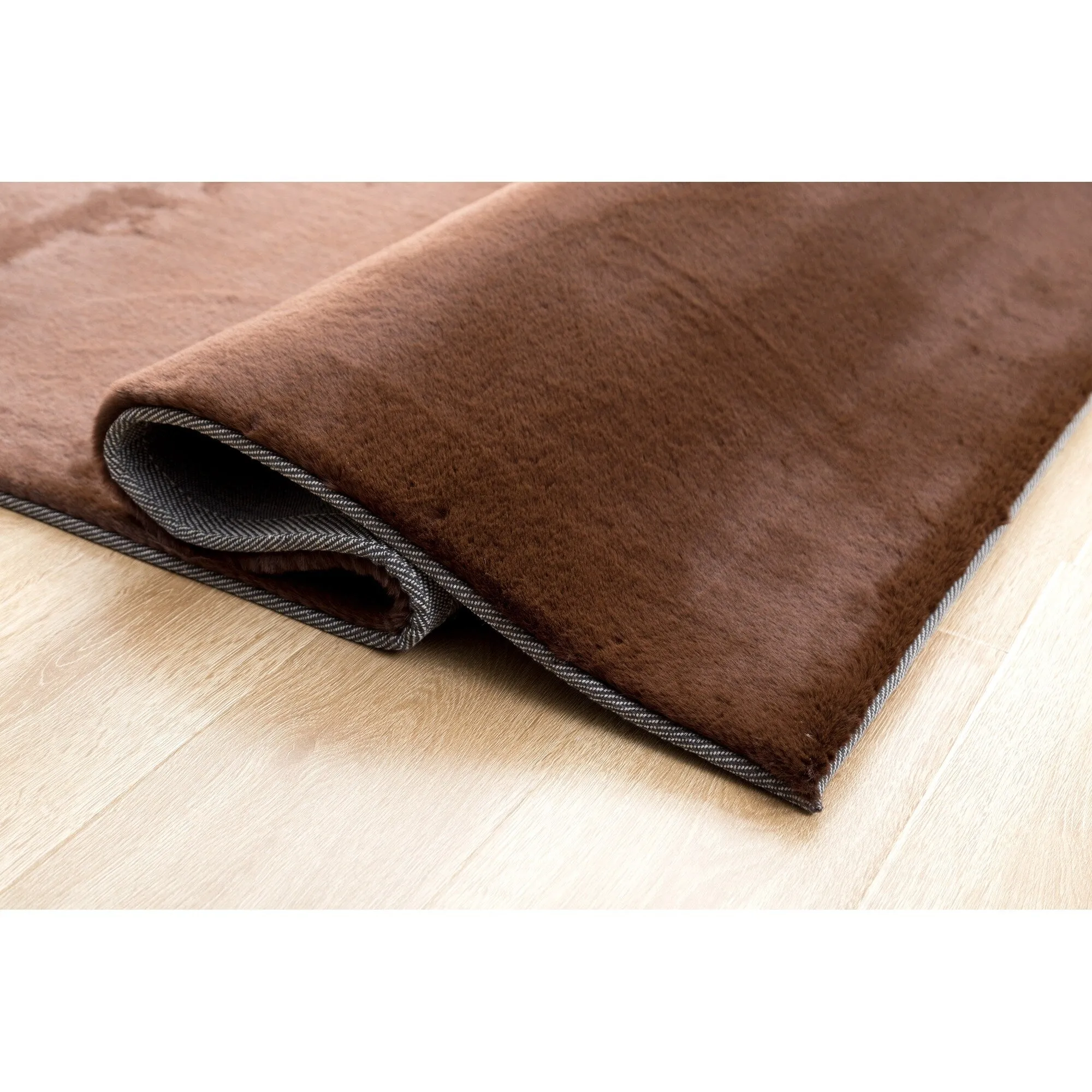Rabbit-Collection Thick Faux-Fur Area Rug