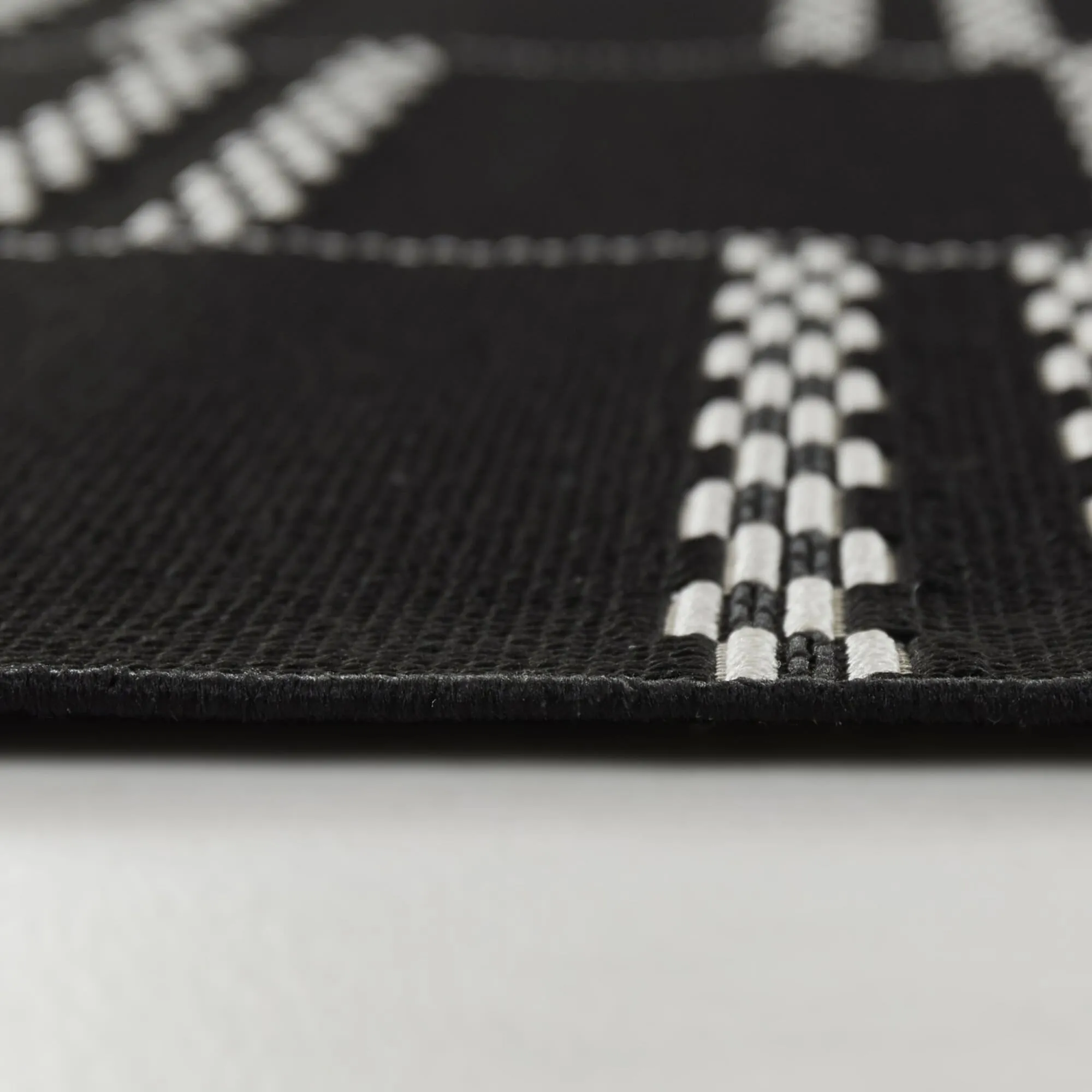 Renvall Stripe Indoor/Outdoor Area Rug