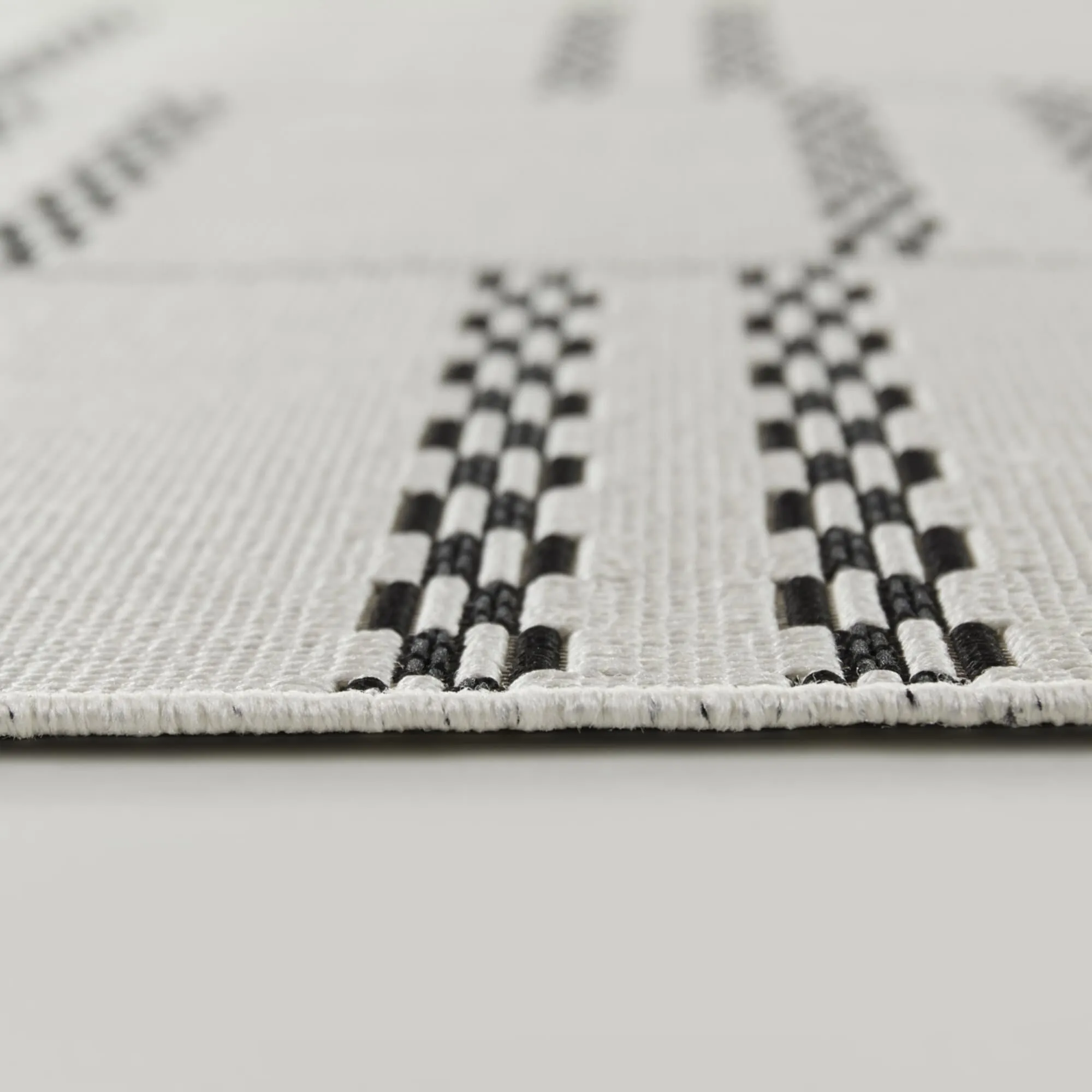 Renvall Stripe Indoor/Outdoor Area Rug