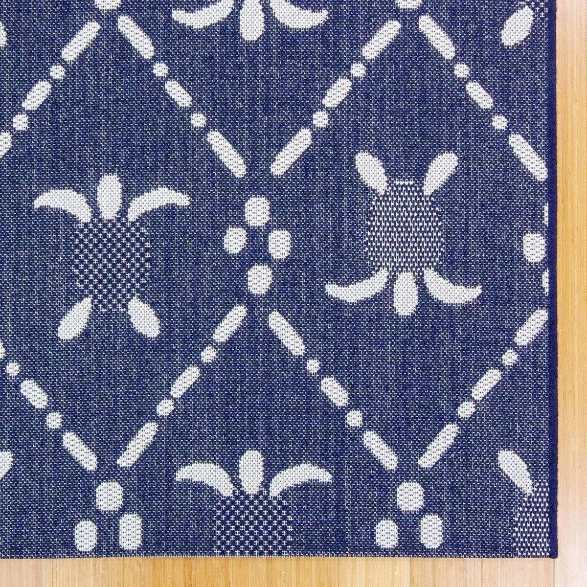 Reyn Spooner Kona Coast Royal Honu Navy Blue Sea Turtle Flatweave Indoor/ Outdoor Area Rug