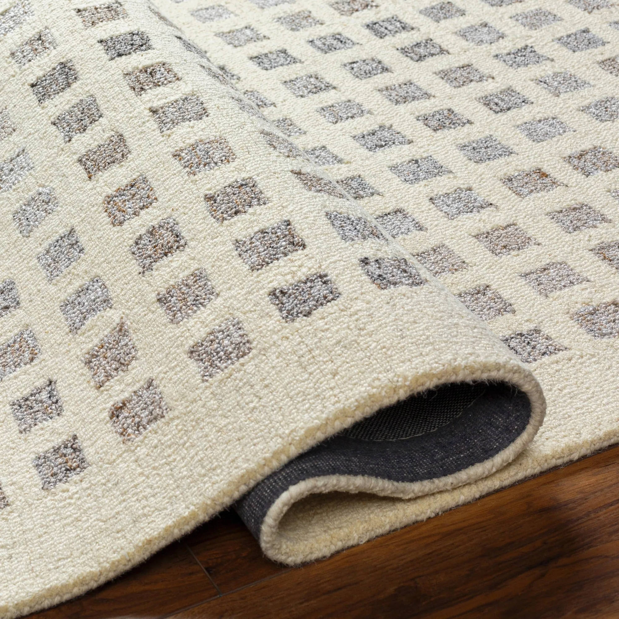 Roman Global Area Rug