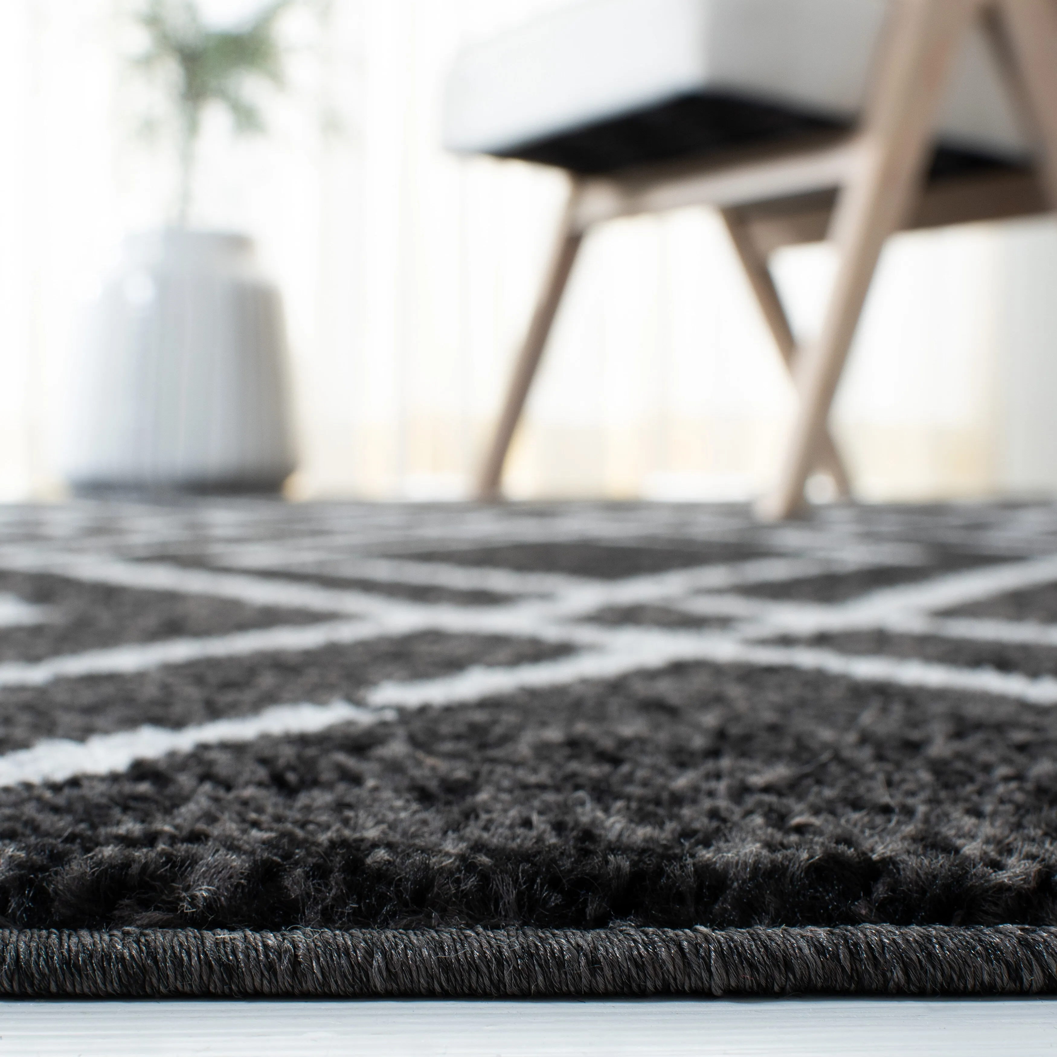 SAFAVIEH Adirondack Konstantin Modern Geometric Rug