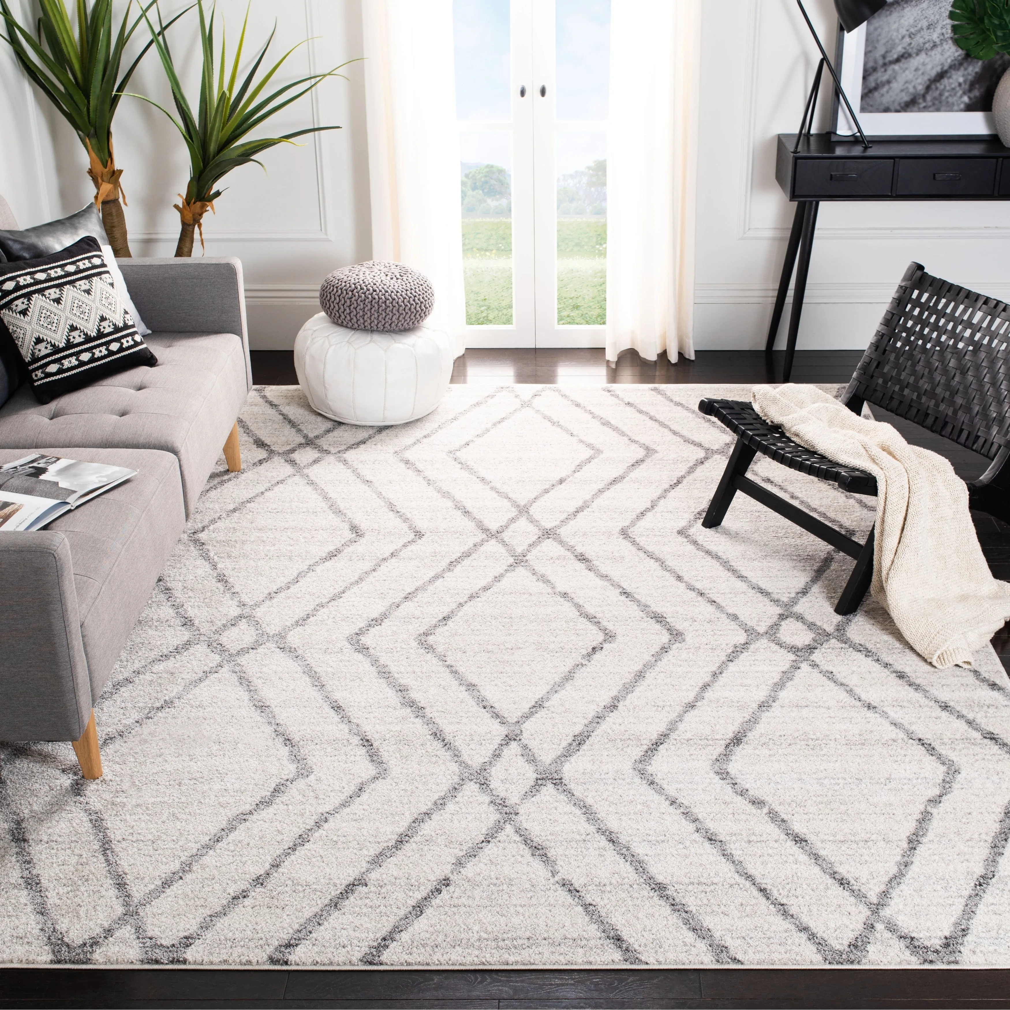 SAFAVIEH Adirondack Konstantin Modern Geometric Rug