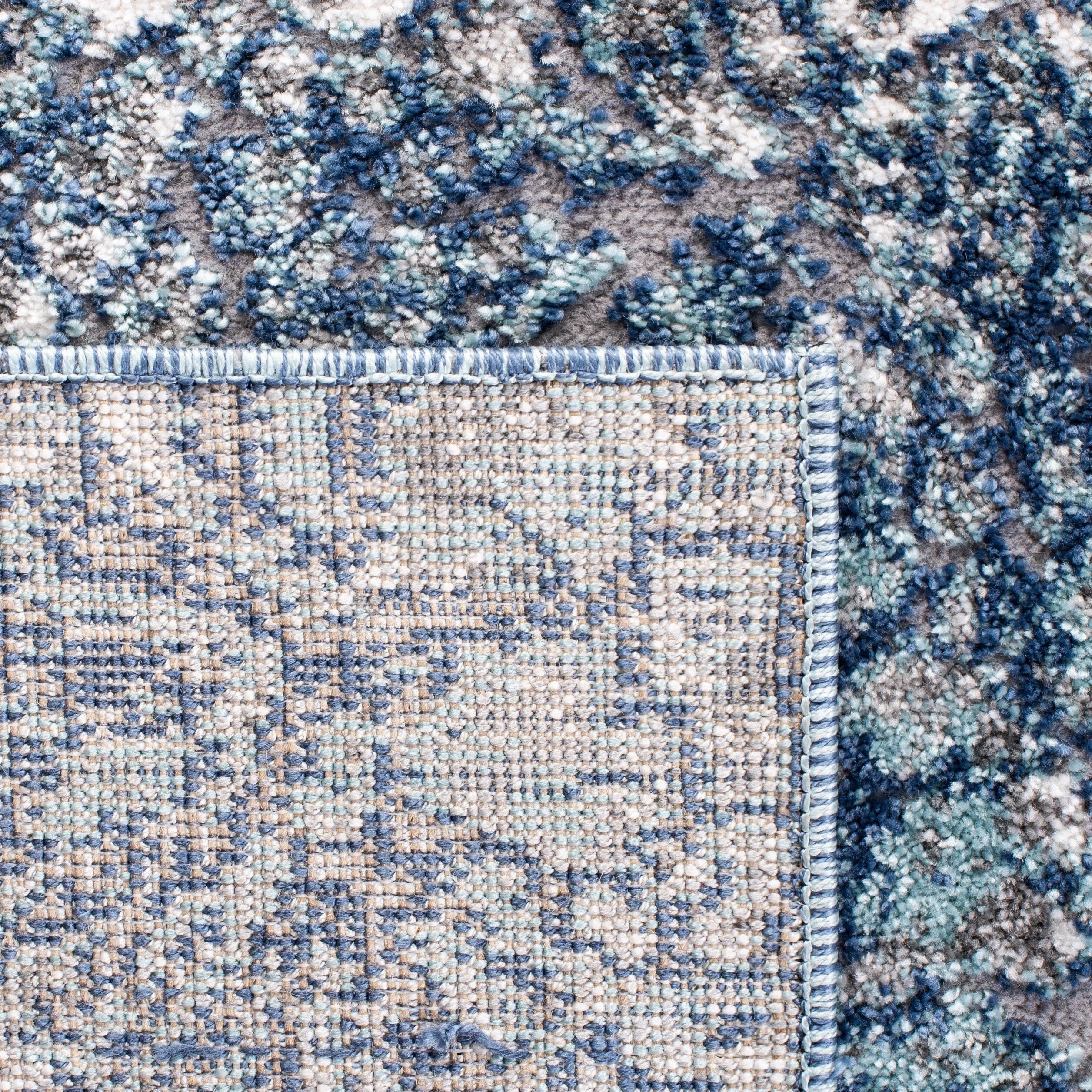 SAFAVIEH Aston Bergljot Modern Abstract Rug