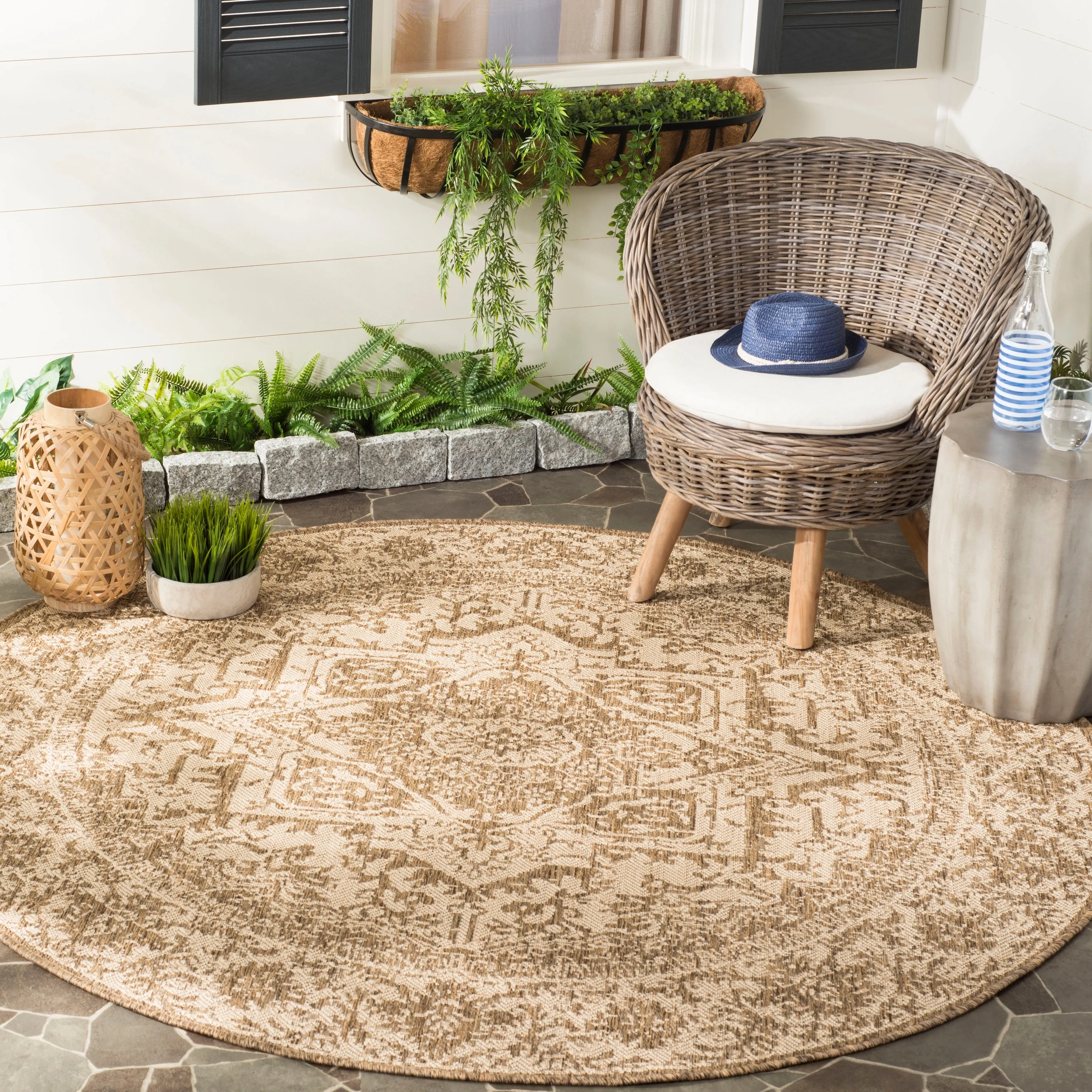 SAFAVIEH Beach House Pouline Indoor/ Outdoor Waterproof Patio Backyard Rug