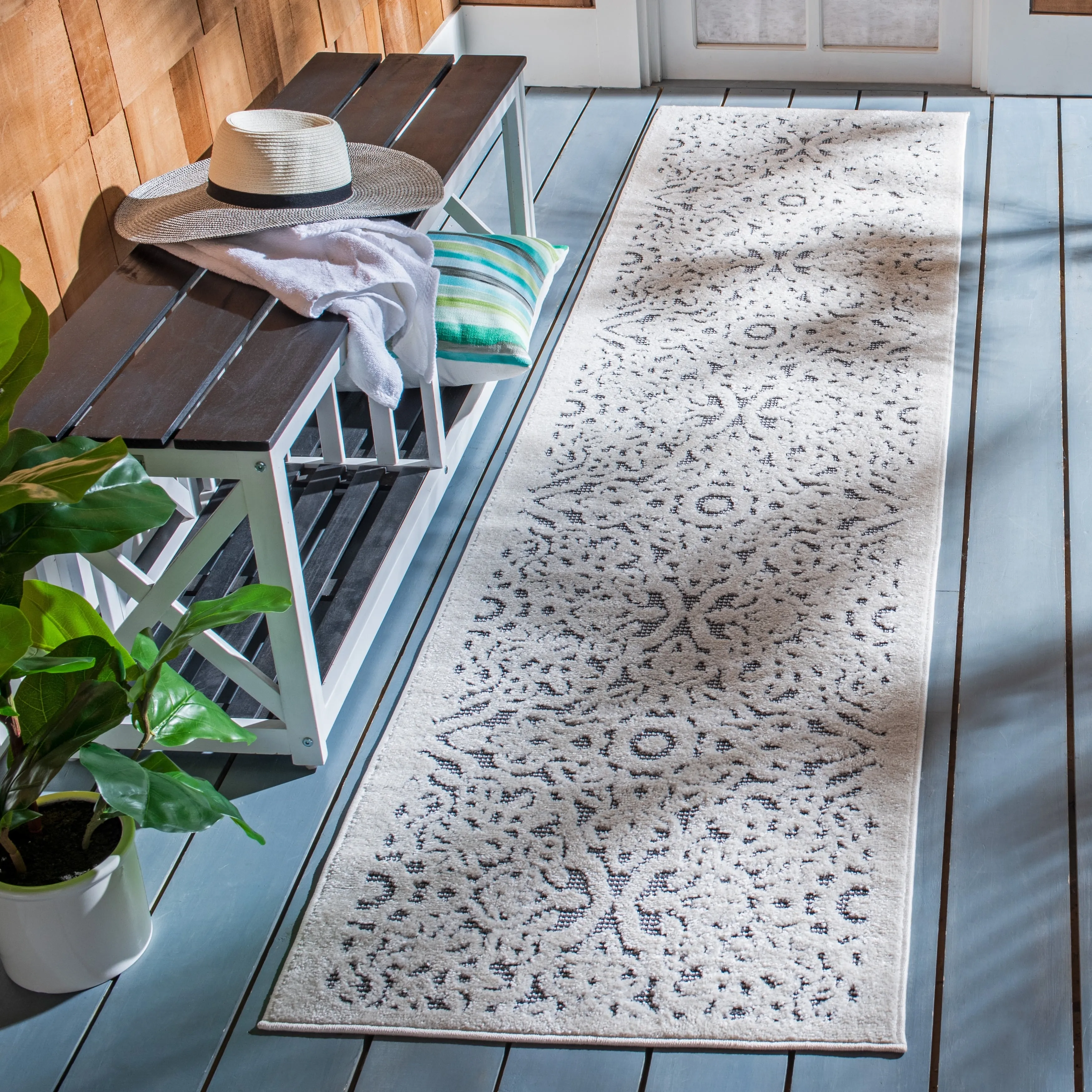 SAFAVIEH Cabana Fimmie Indoor/ Outdoor Waterproof Patio Rug