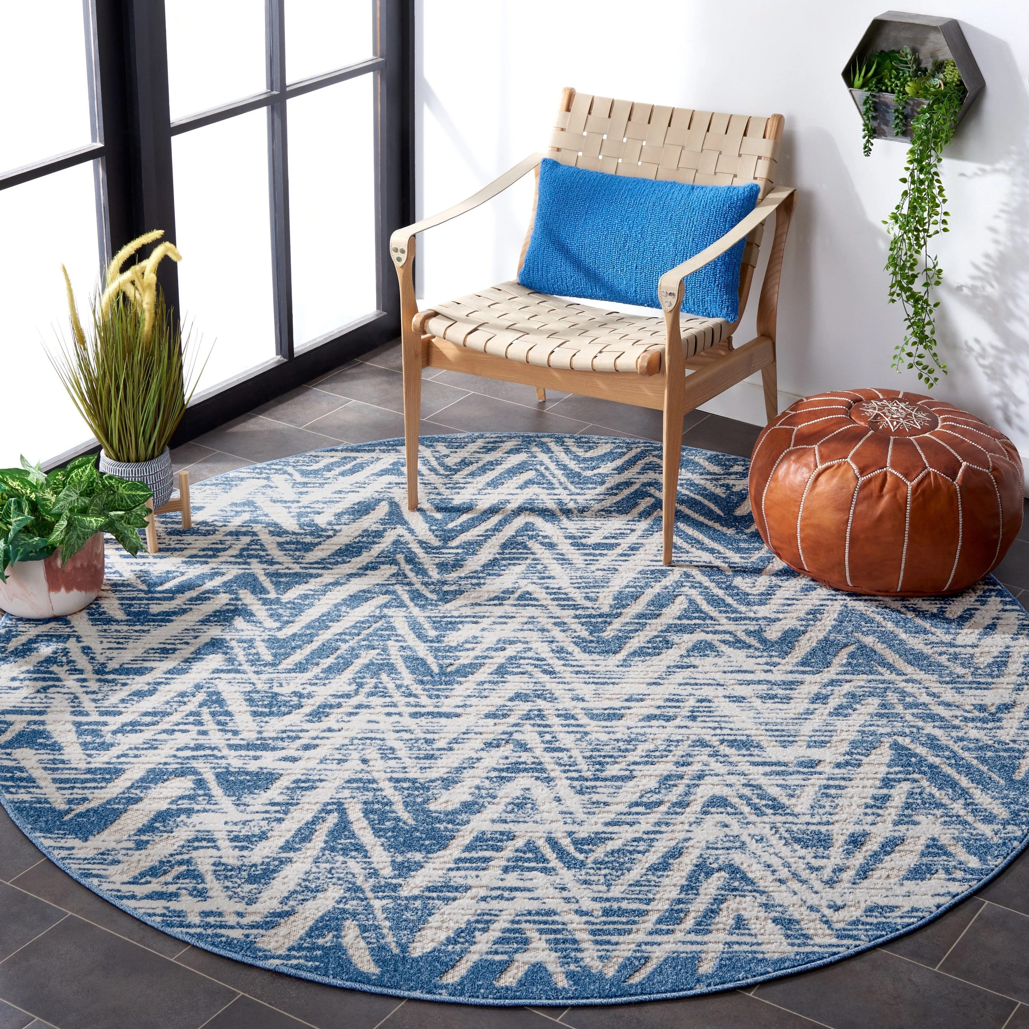 SAFAVIEH Cottage Eibhlis Chevron Waterproof Patio Backyard Rug