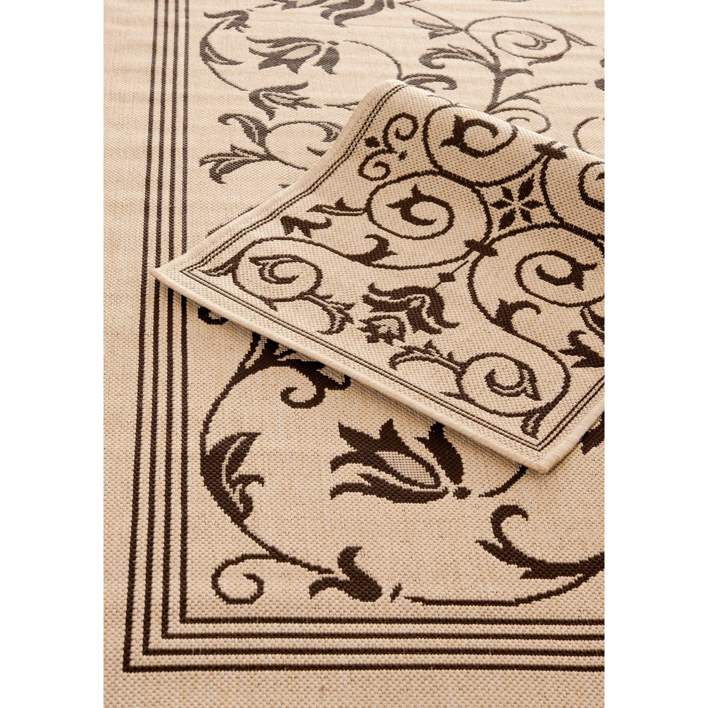SAFAVIEH Courtyard Lynne Indoor/ Outdoor Waterproof Patio Backyard Rug