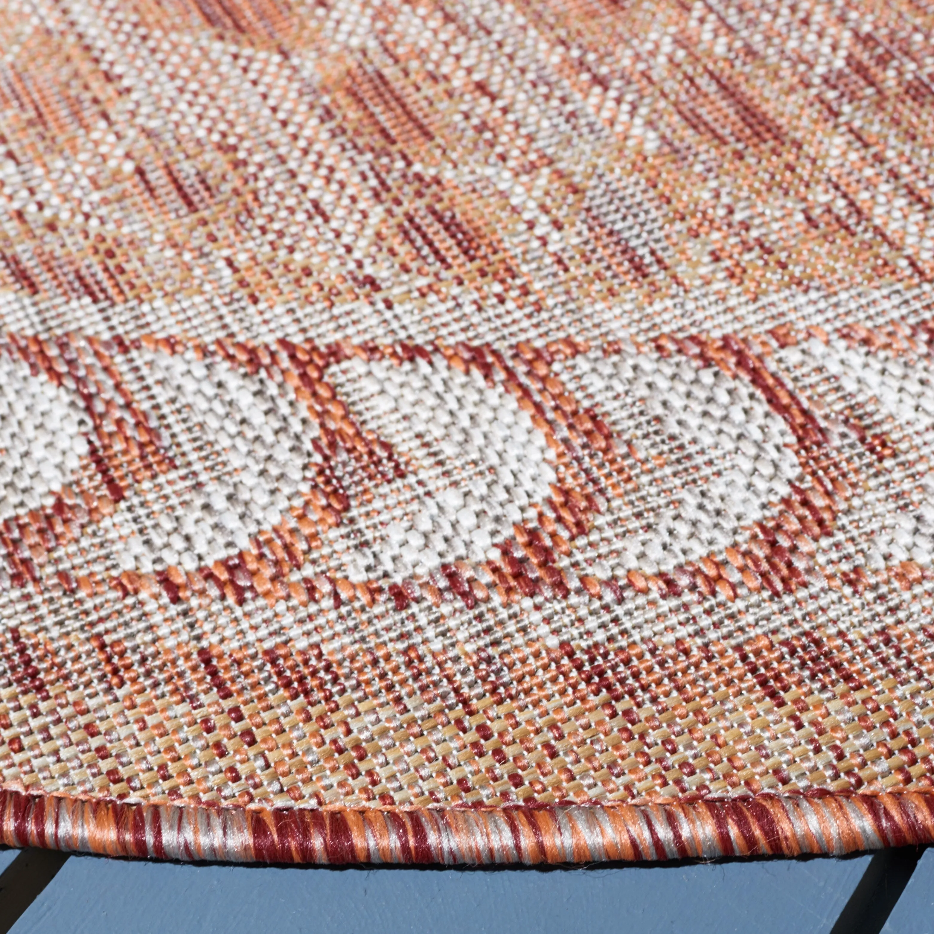 SAFAVIEH Courtyard Muire Indoor/ Outdoor Waterproof Patio Backyard Rug