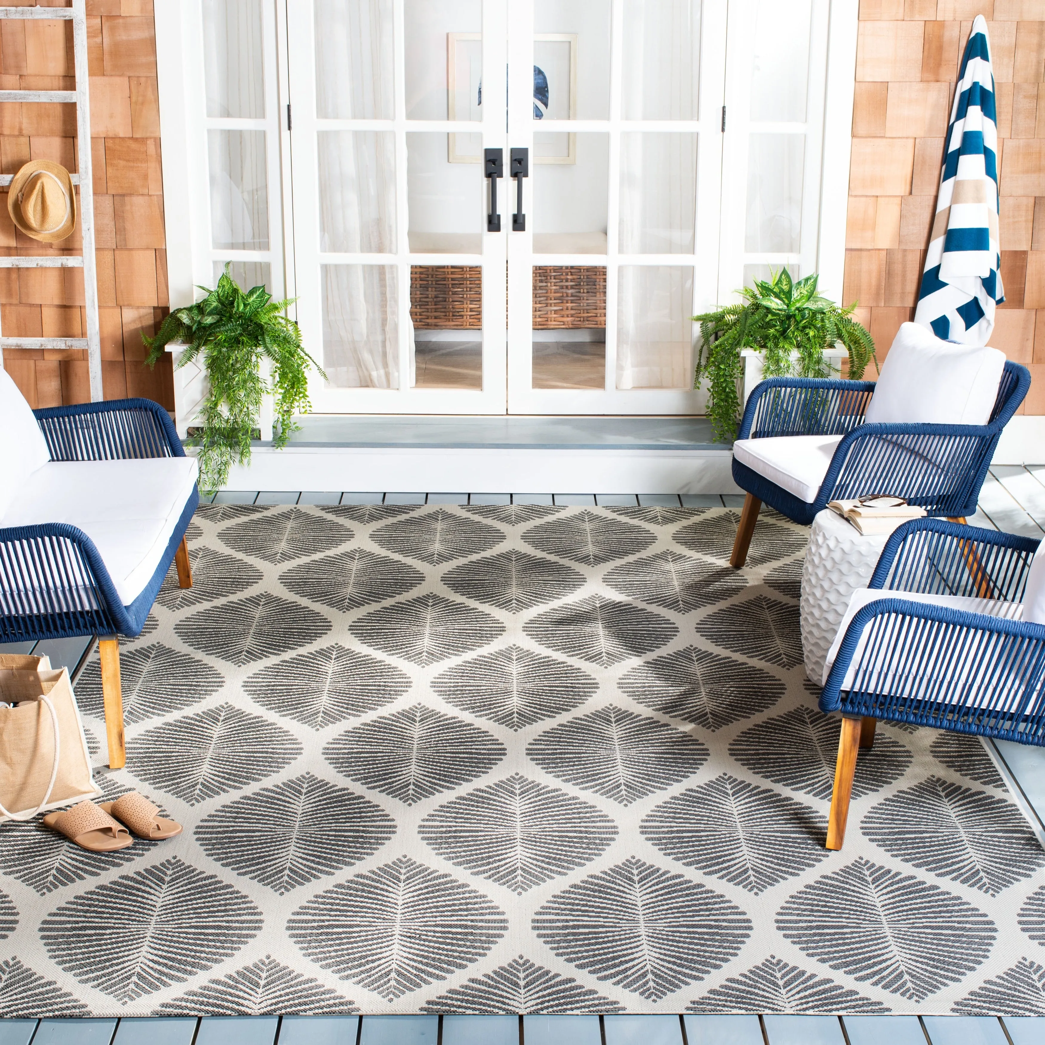 SAFAVIEH Courtyard Rasita Indoor/ Outdoor Waterproof Patio Backyard Rug