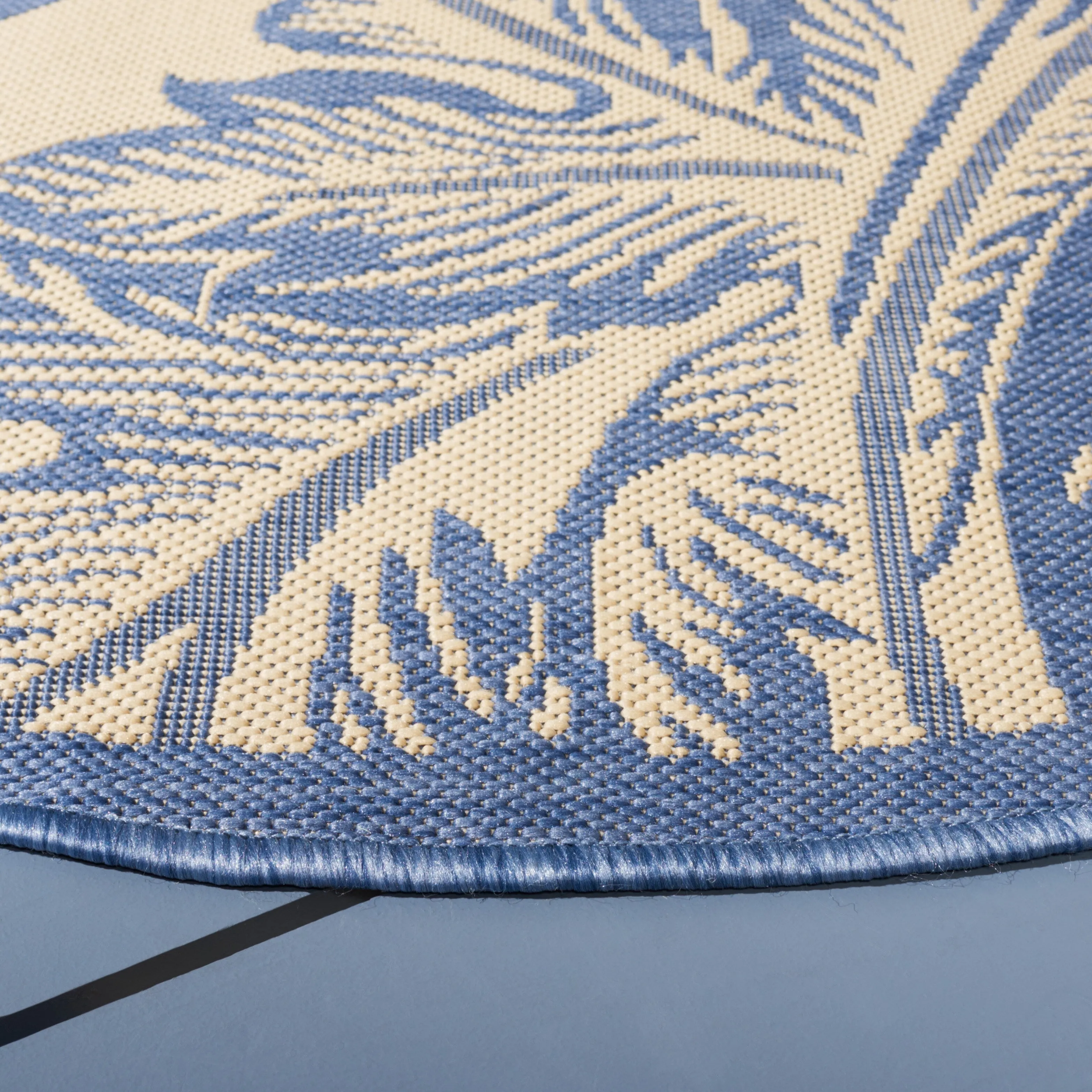 SAFAVIEH Courtyard Reineke Indoor/ Outdoor Waterproof Rug