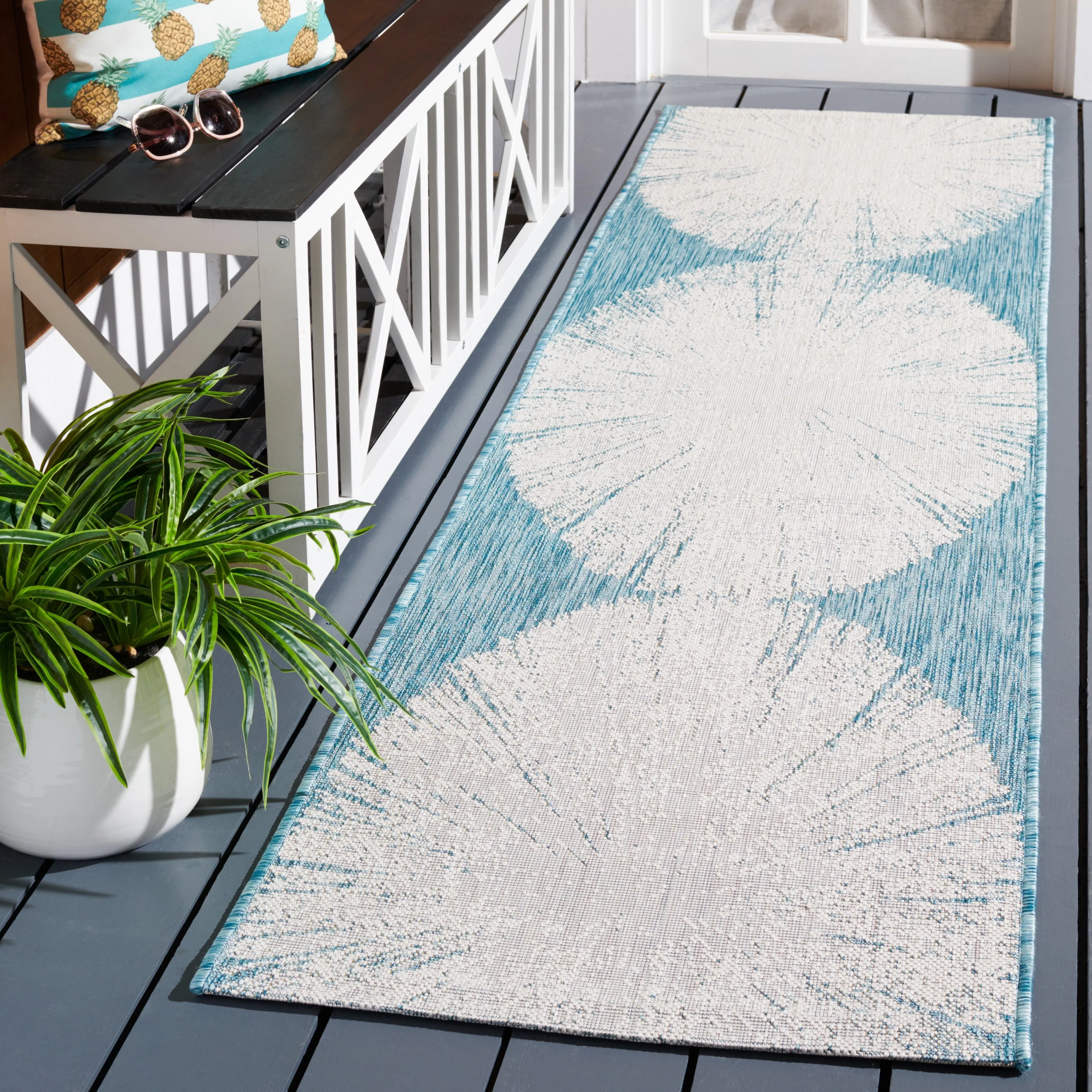 SAFAVIEH Courtyard Sabaha Indoor/Outdoor Waterproof Patio Backyard Rug