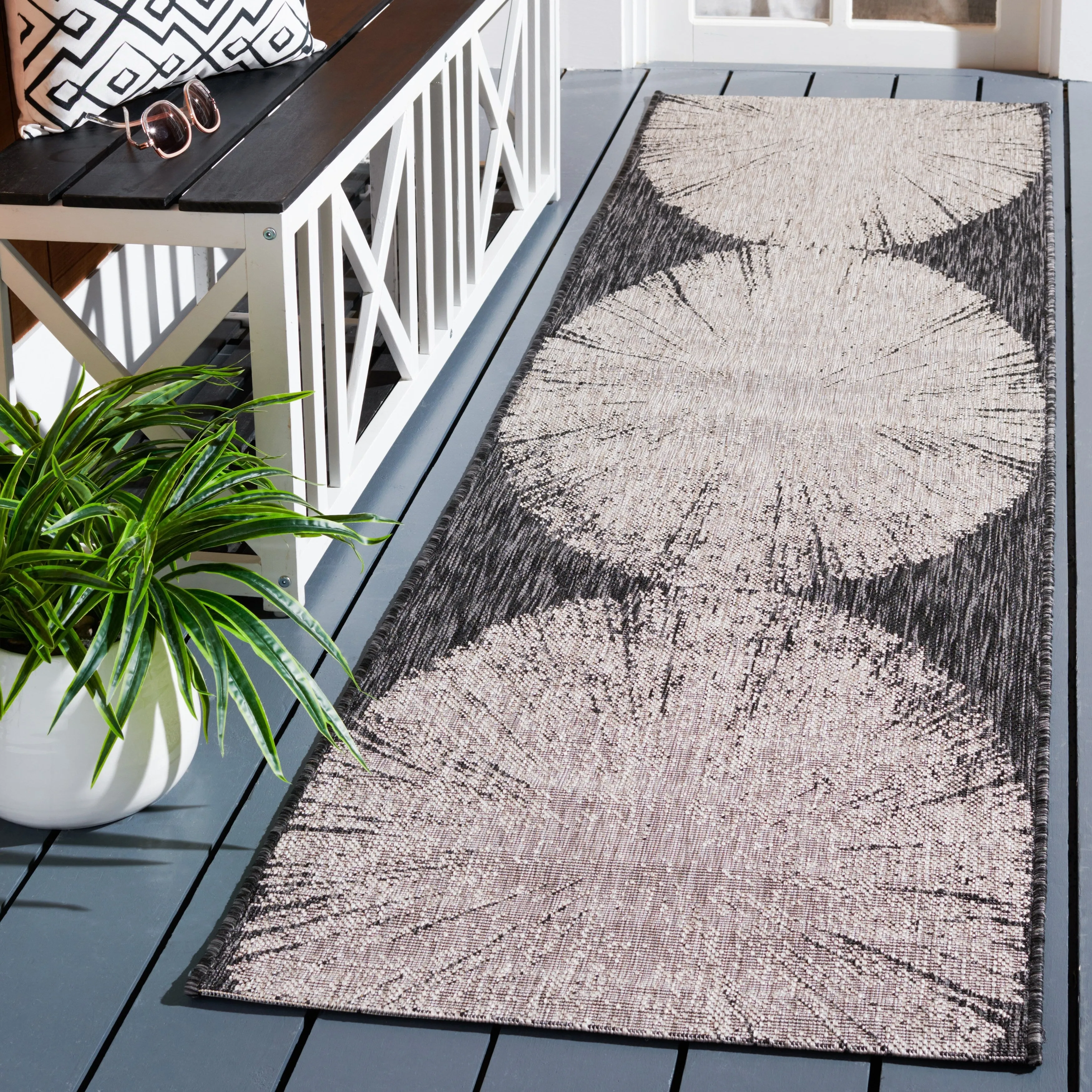 SAFAVIEH Courtyard Sabaha Indoor/Outdoor Waterproof Patio Backyard Rug