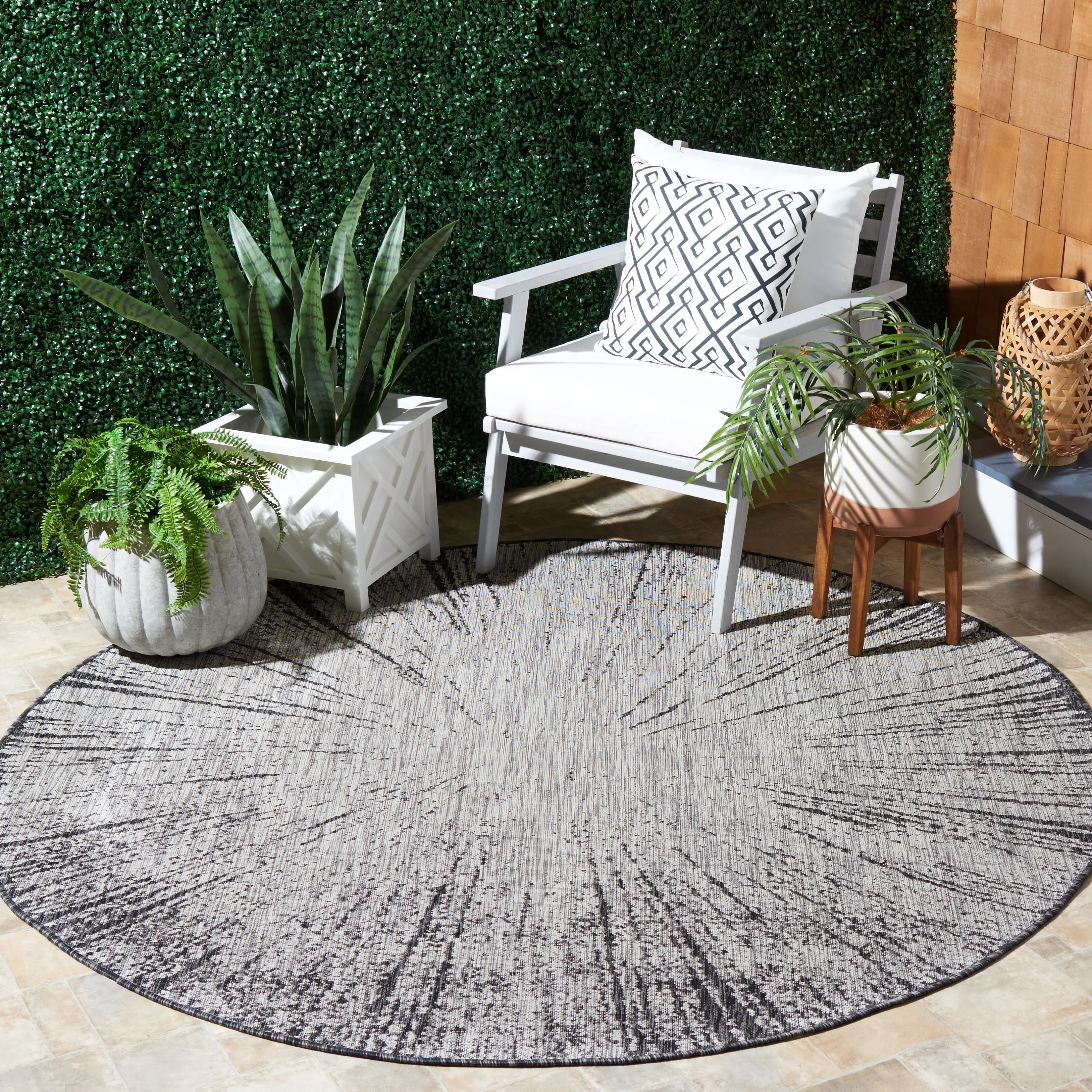 SAFAVIEH Courtyard Sabaha Indoor/Outdoor Waterproof Patio Backyard Rug