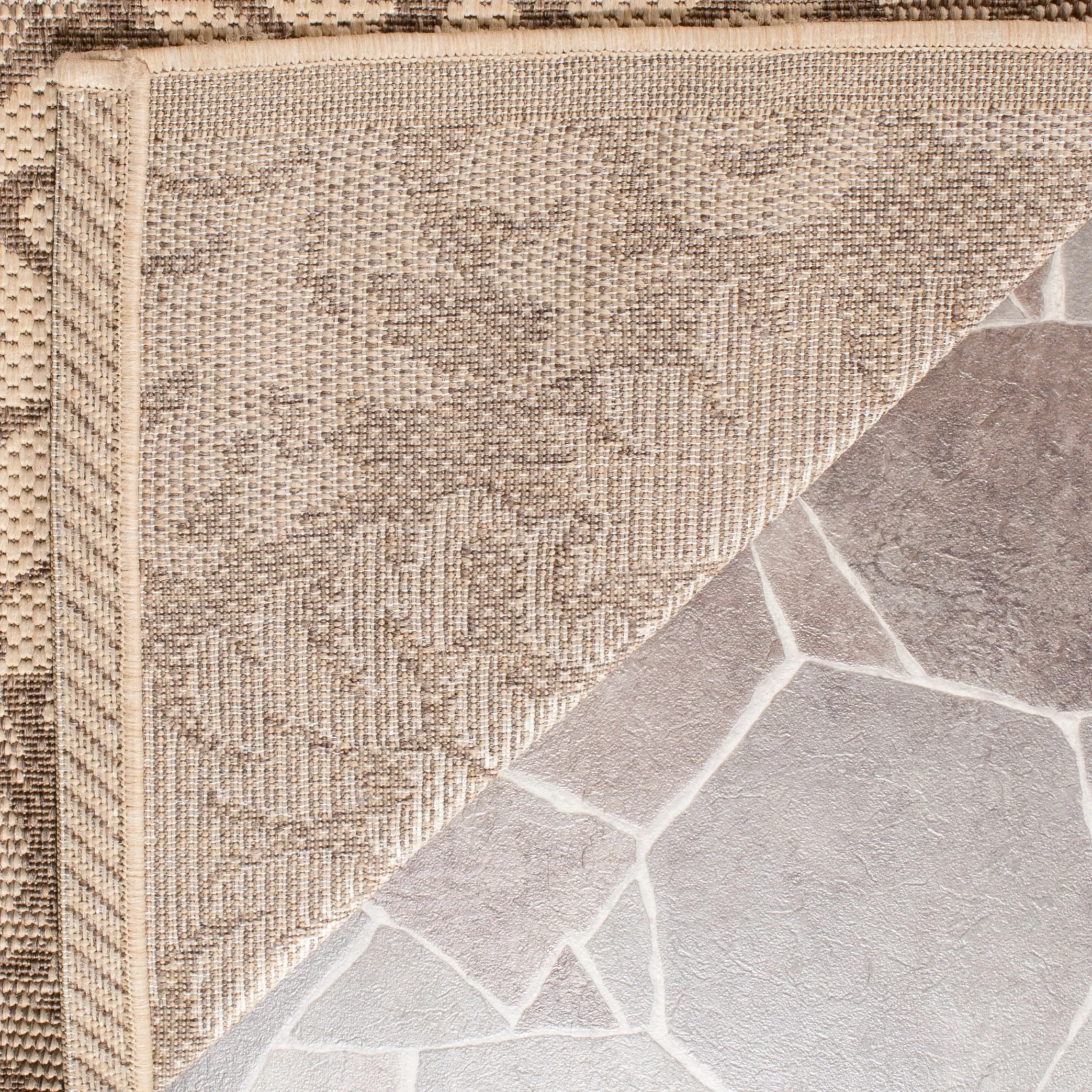 SAFAVIEH Courtyard Willene Boho Indoor/ Outdoor Waterproof Patio Backyard Rug