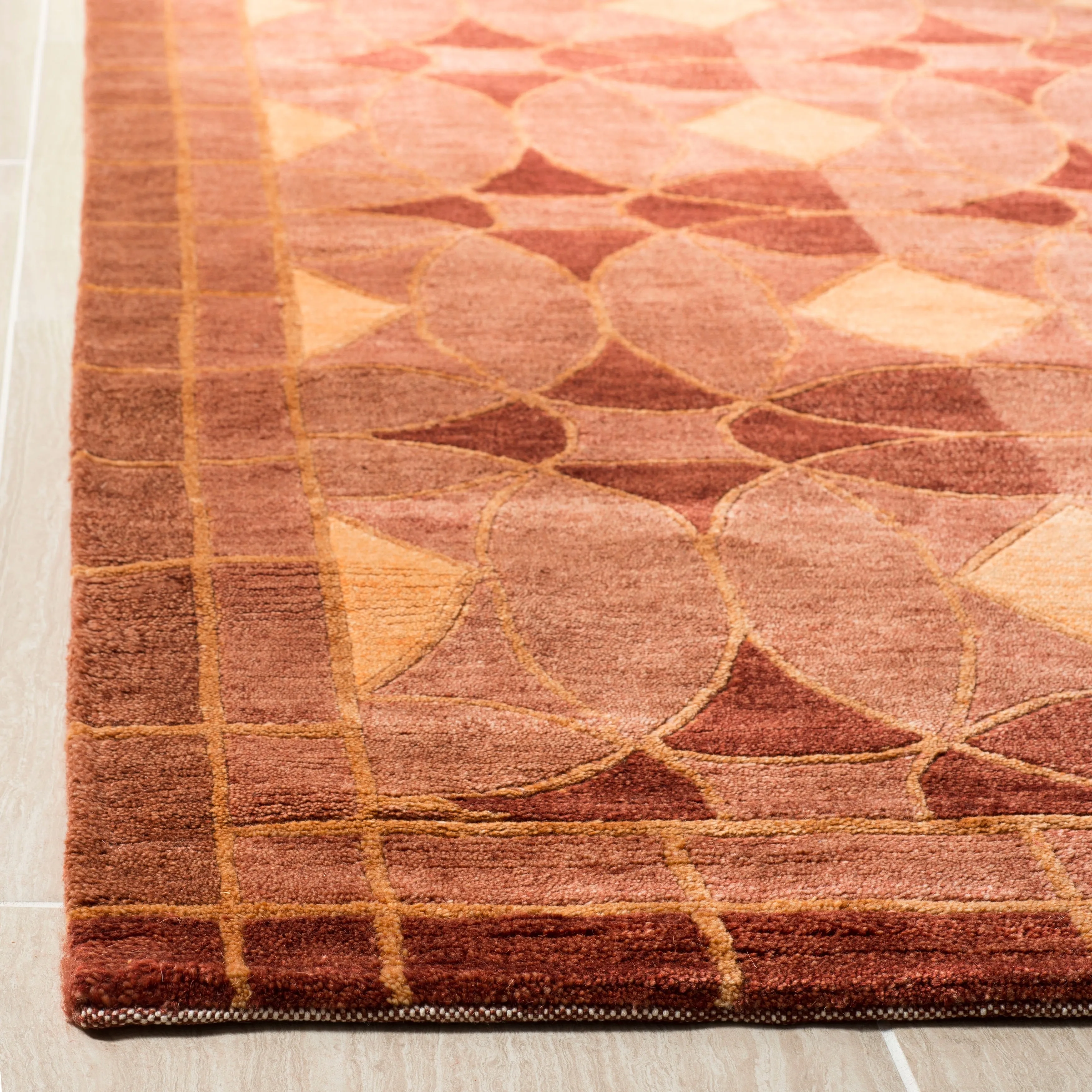 SAFAVIEH Couture Hand-knotted Tibetan Gwenola Modern Wool Rug