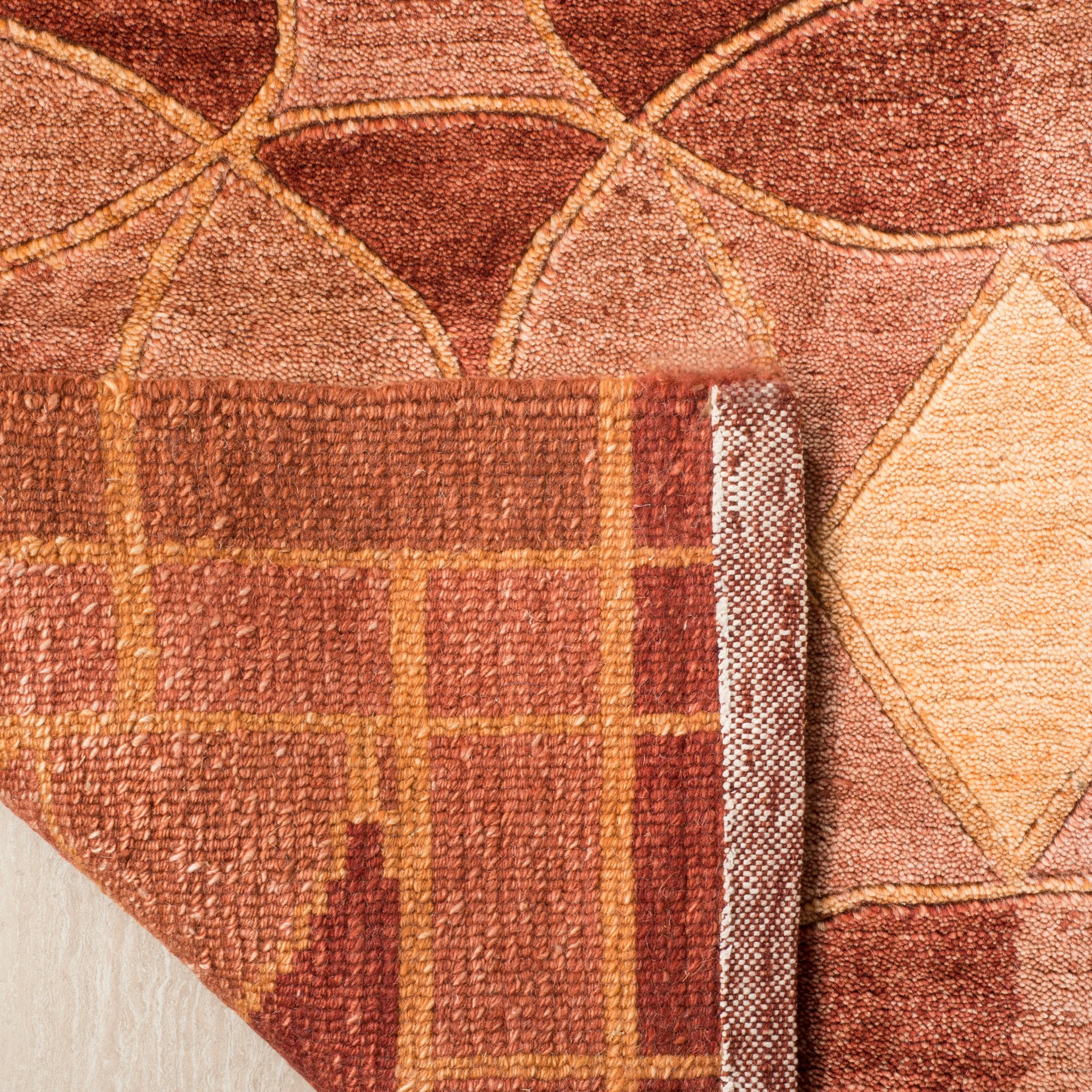 SAFAVIEH Couture Hand-knotted Tibetan Gwenola Modern Wool Rug