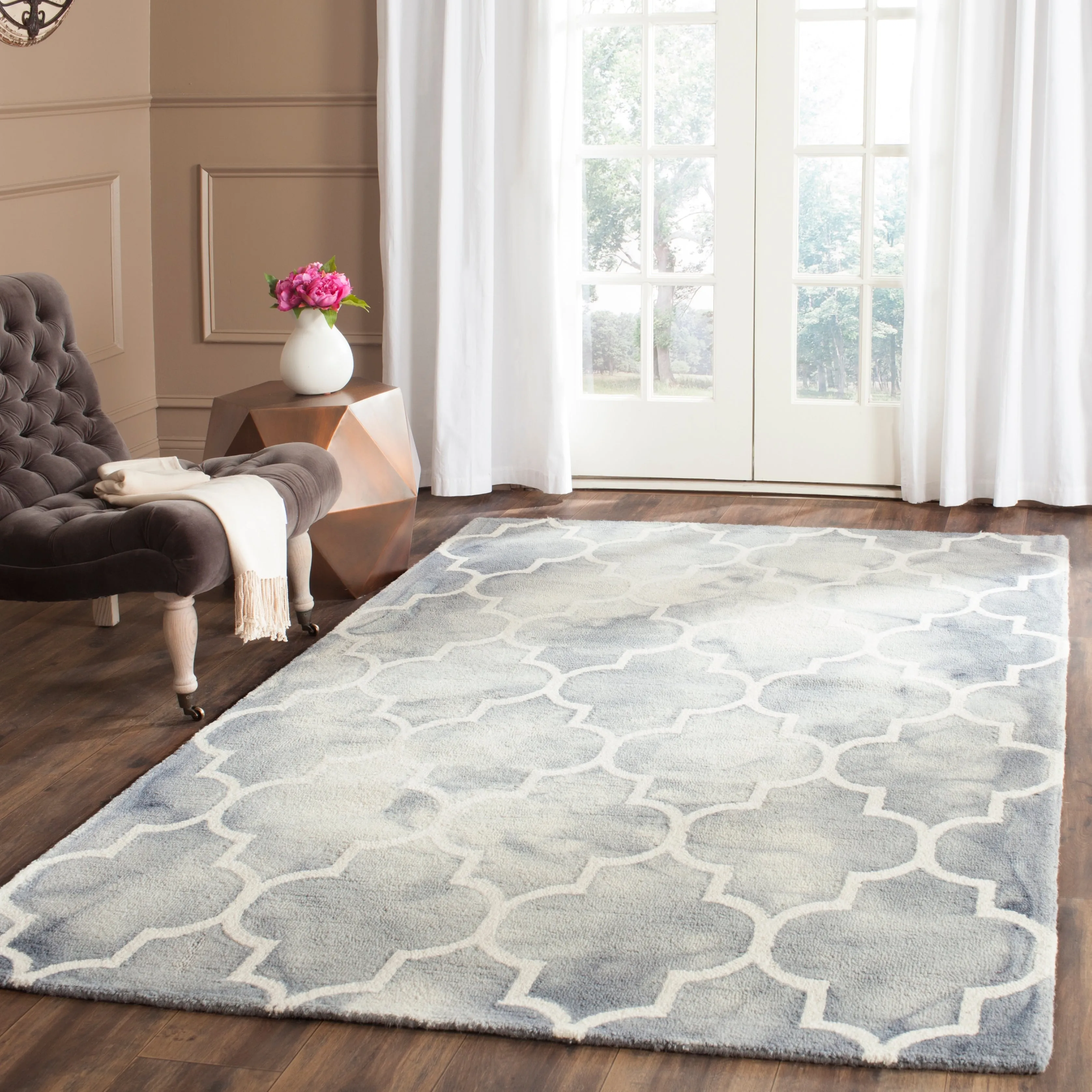 SAFAVIEH Dip Dye Anasthasie Hand-tufted Wool Geometric Area Rug