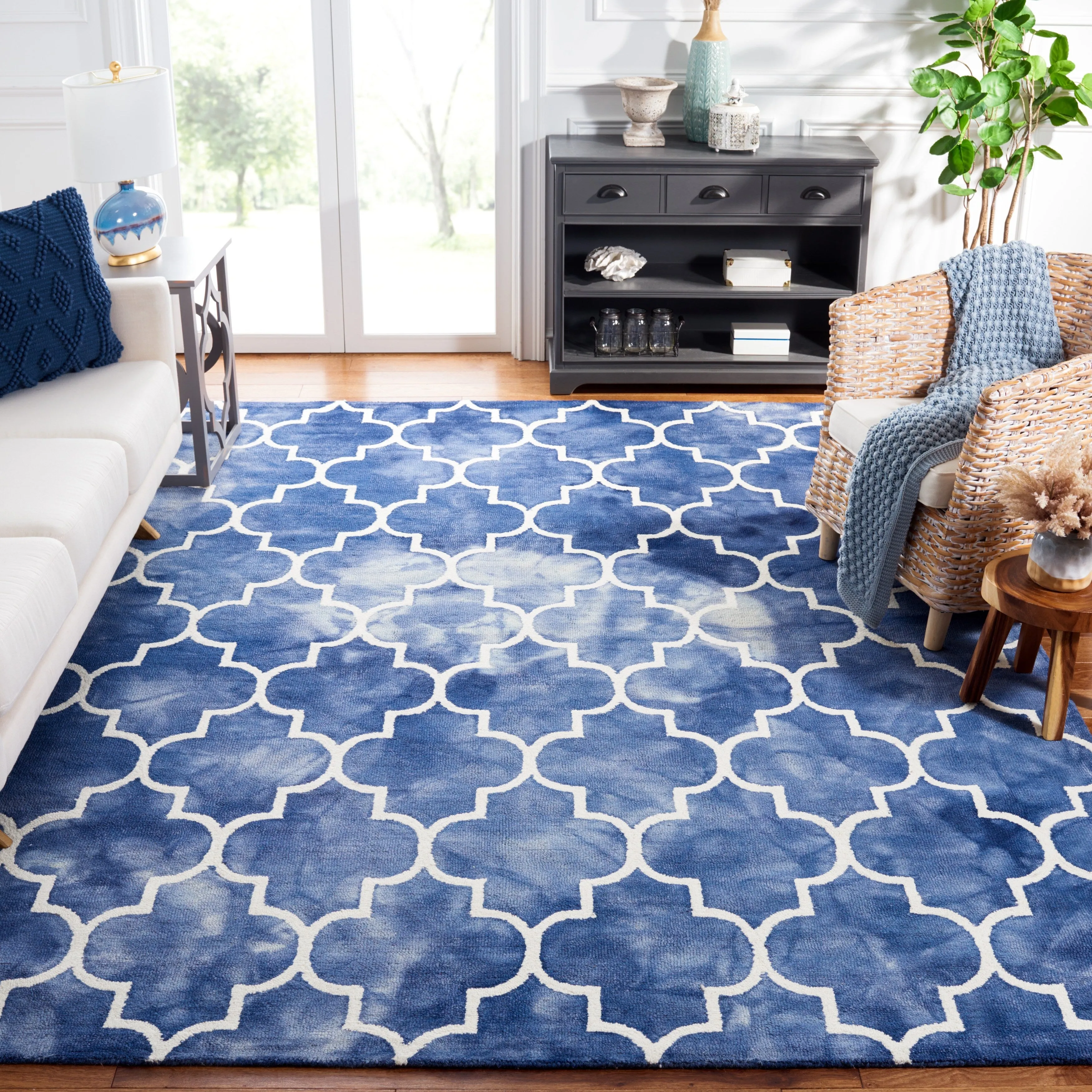 SAFAVIEH Dip Dye Anasthasie Hand-tufted Wool Geometric Area Rug