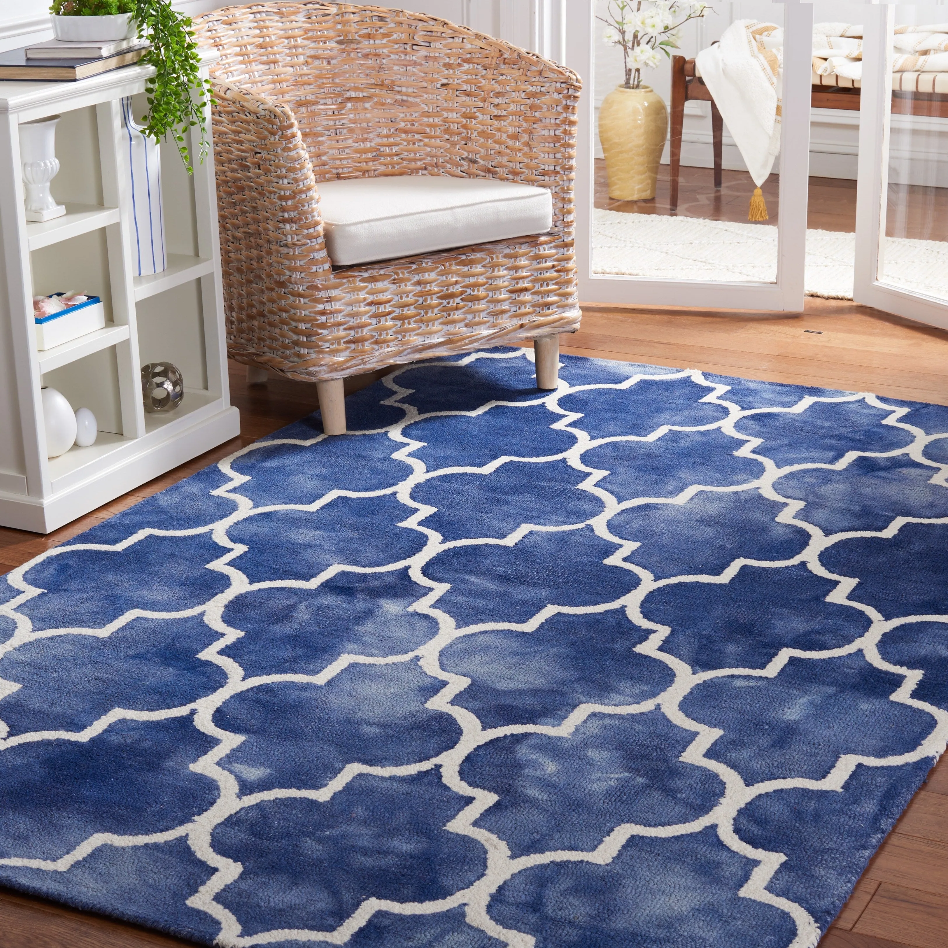 SAFAVIEH Dip Dye Anasthasie Hand-tufted Wool Geometric Area Rug