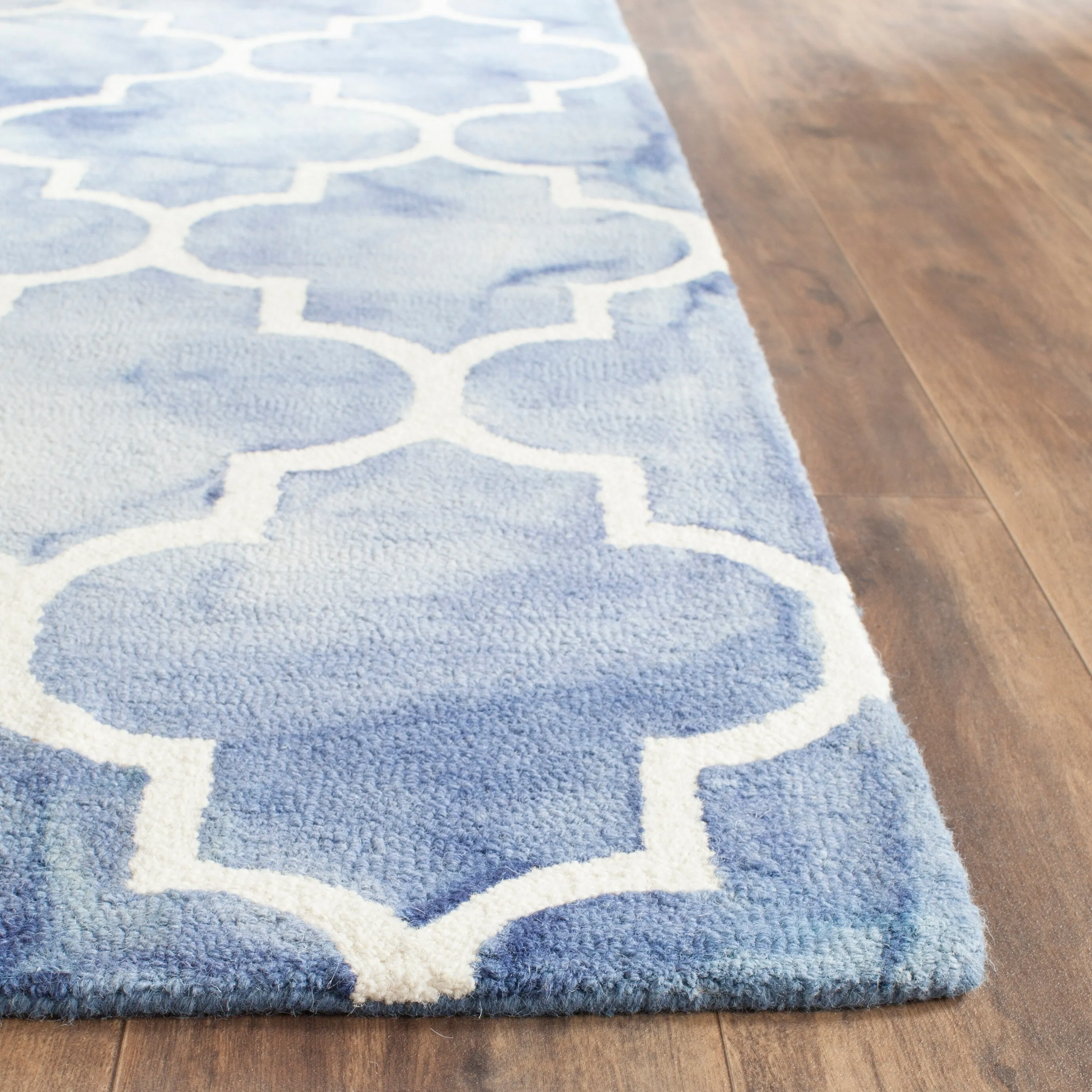 SAFAVIEH Dip Dye Anasthasie Hand-tufted Wool Geometric Area Rug