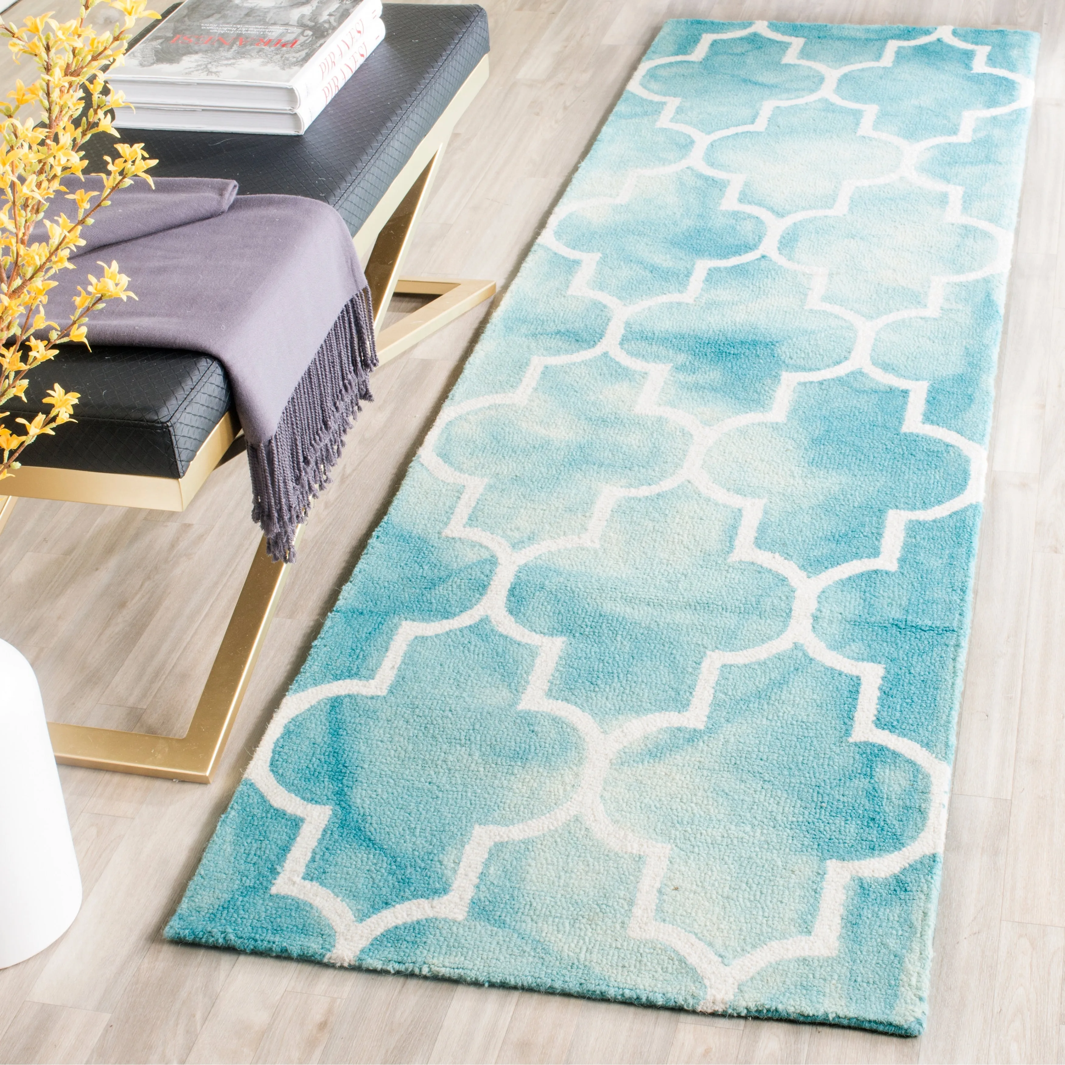 SAFAVIEH Dip Dye Anasthasie Hand-tufted Wool Geometric Area Rug