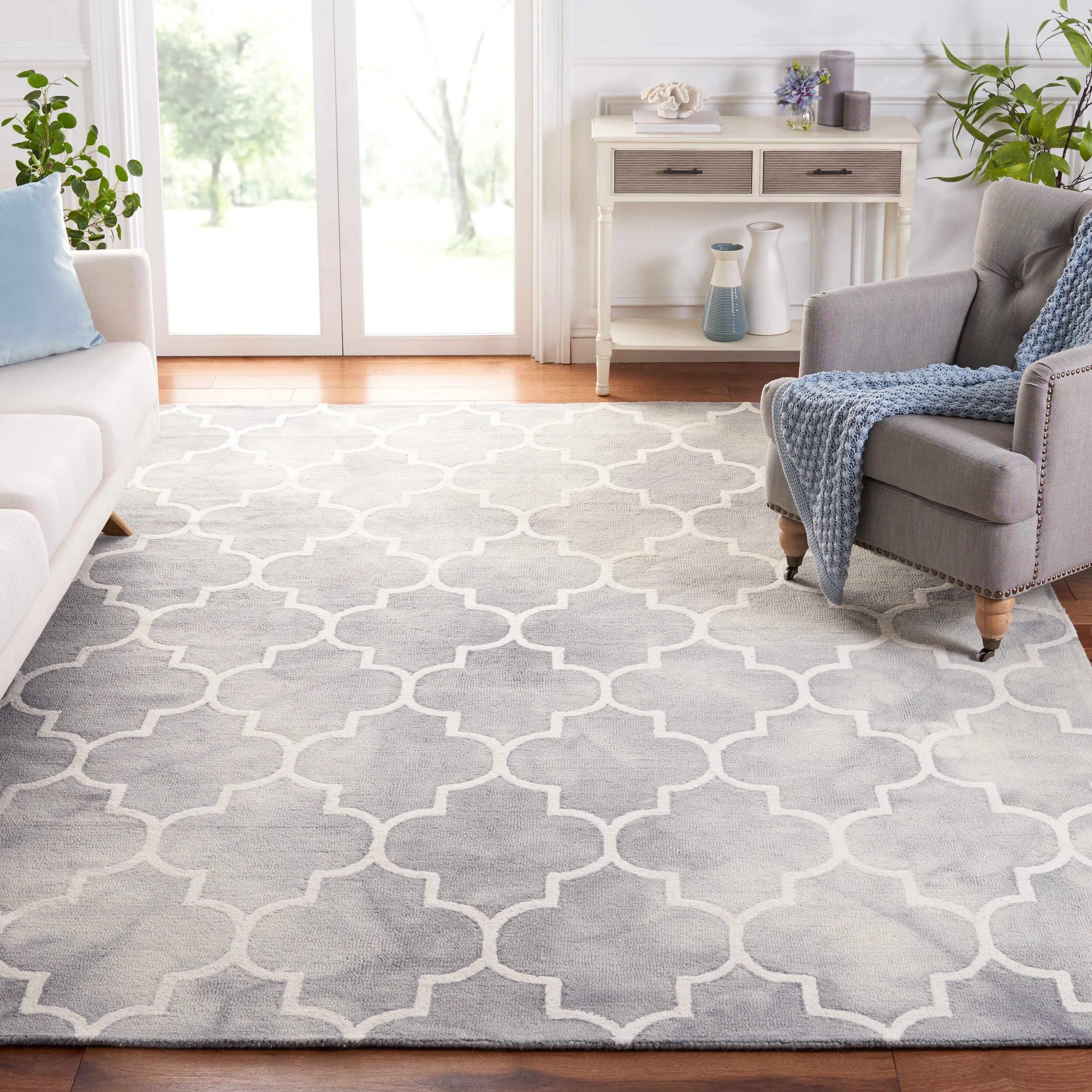 SAFAVIEH Dip Dye Anasthasie Hand-tufted Wool Geometric Area Rug