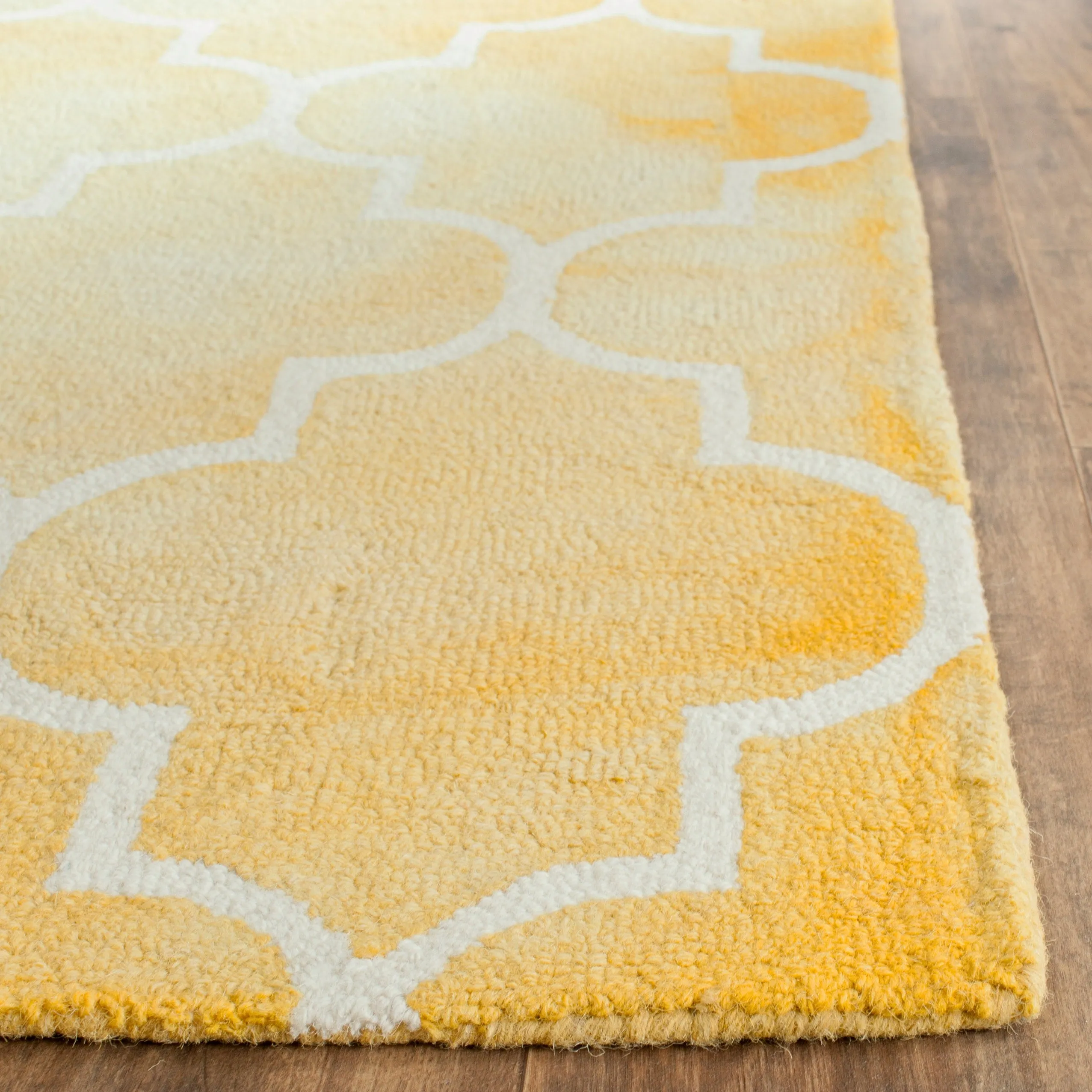 SAFAVIEH Dip Dye Anasthasie Hand-tufted Wool Geometric Area Rug