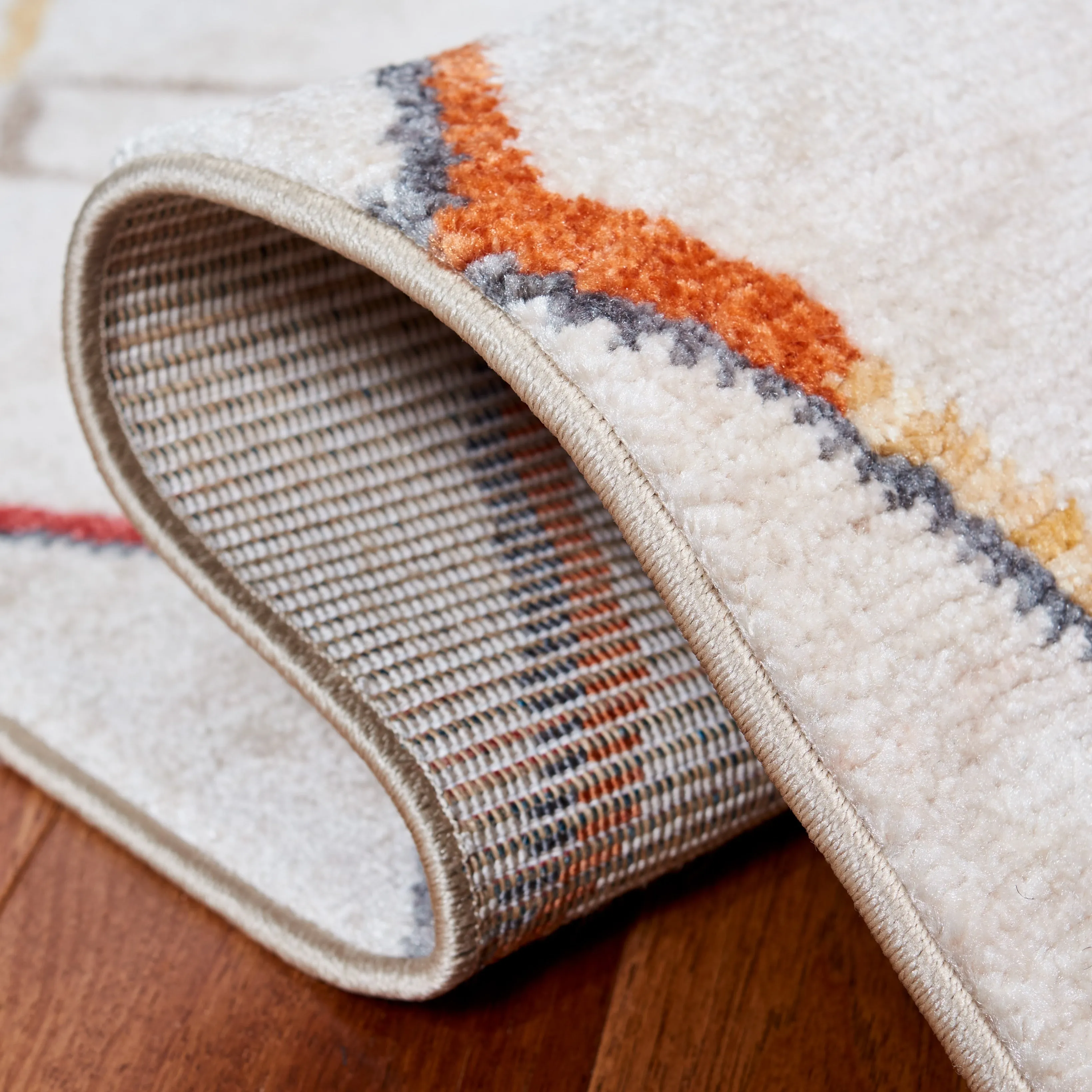 SAFAVIEH Farmhouse Kujtime Moroccan Boho Tassel Rug