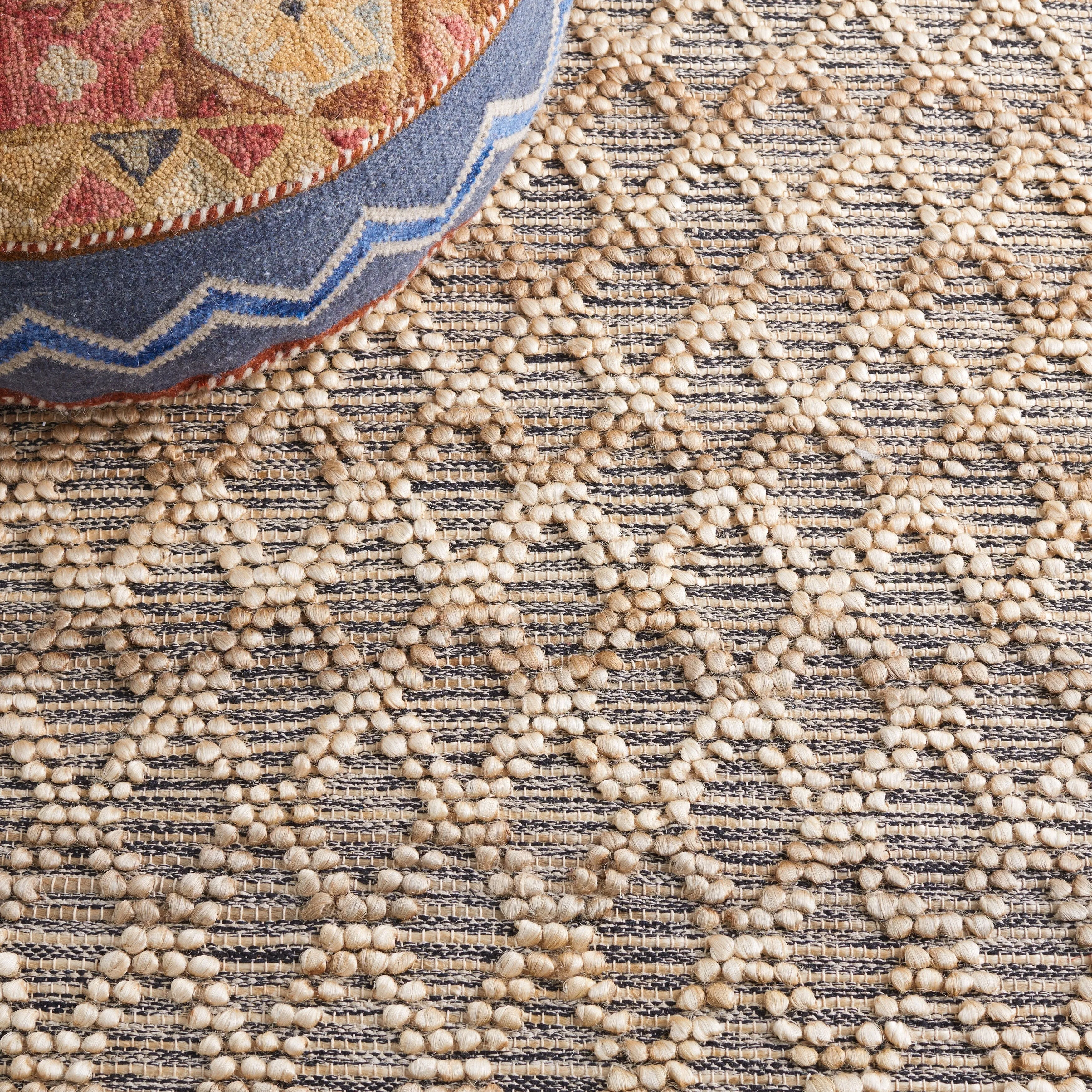SAFAVIEH Flatweave Natural Fiber Veniamina Jute Rug