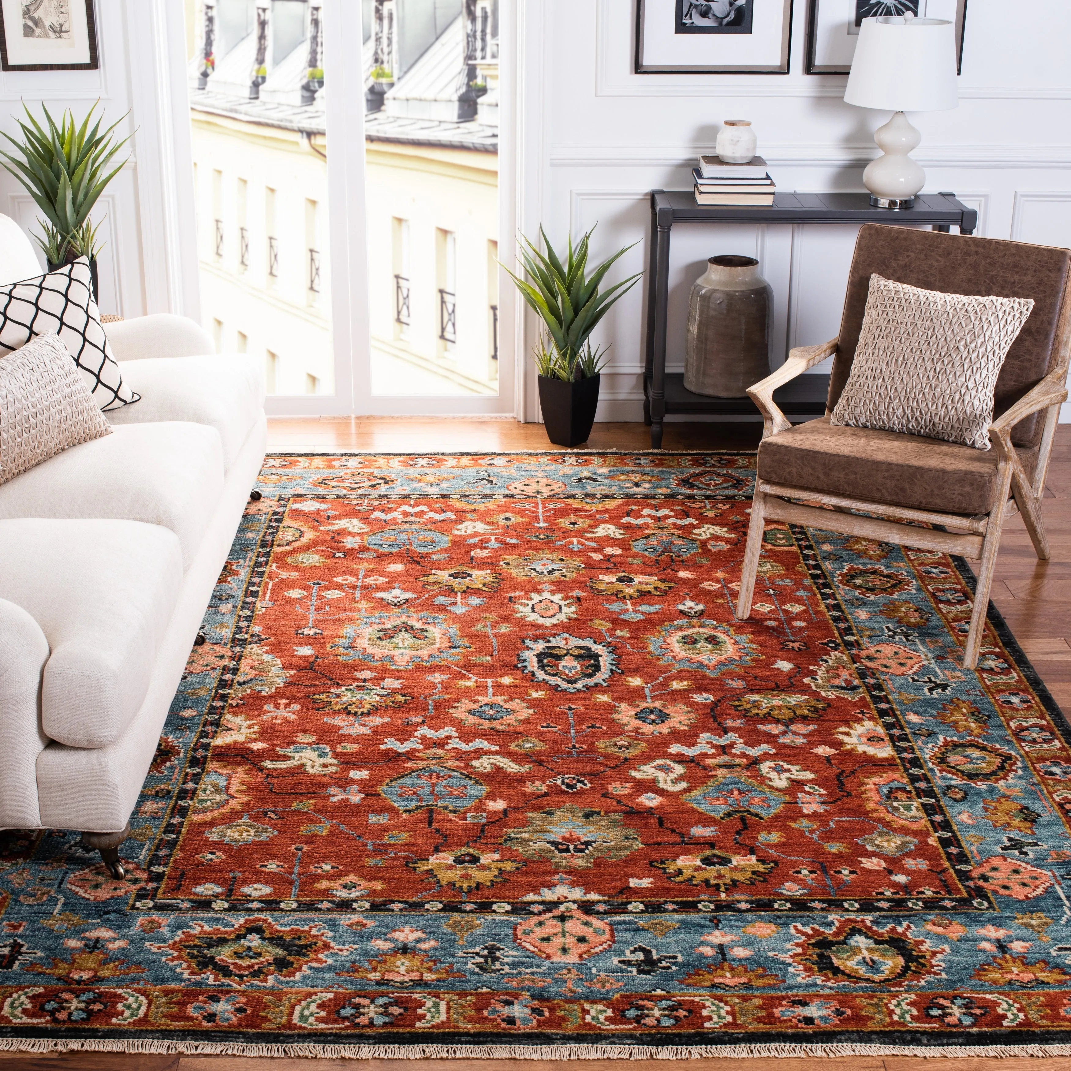 SAFAVIEH Hand-Knotted Samarkand Rosemonde Wool Rug