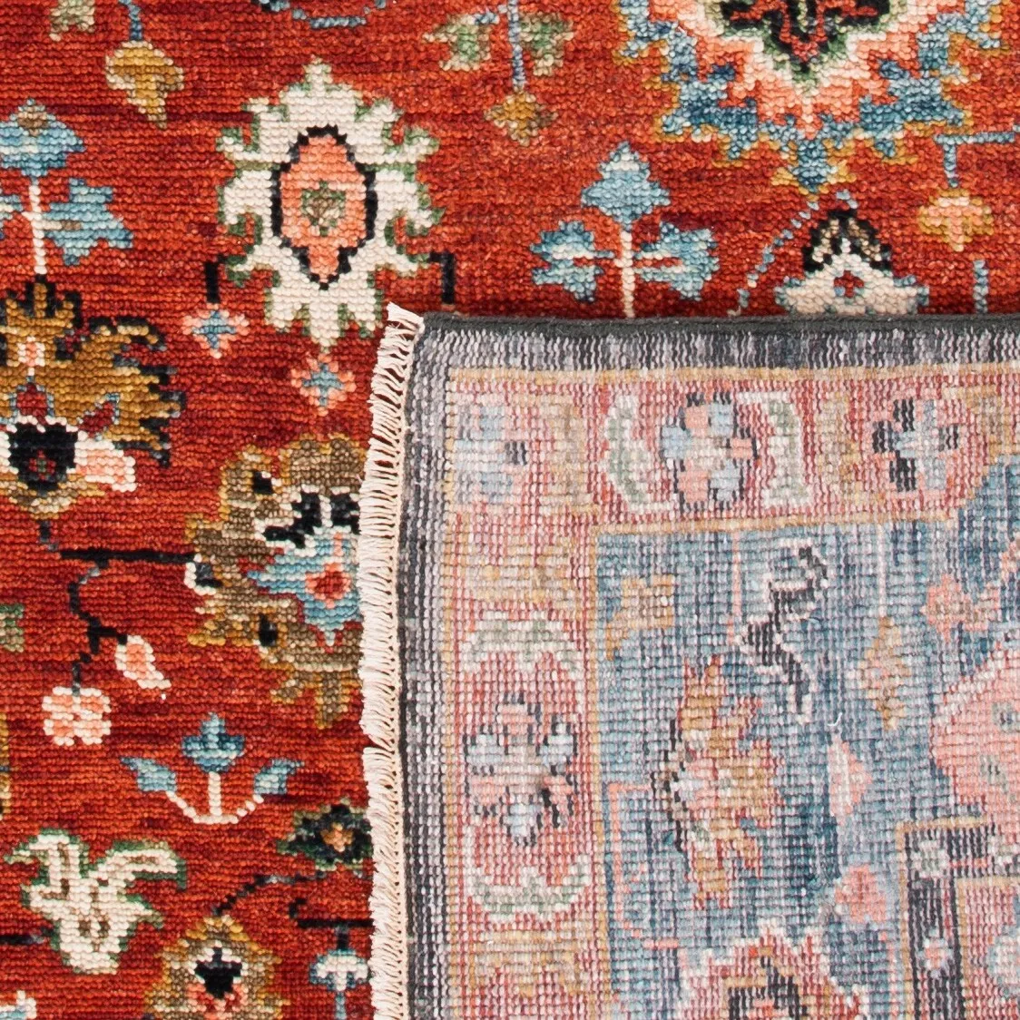 SAFAVIEH Hand-Knotted Samarkand Rosemonde Wool Rug