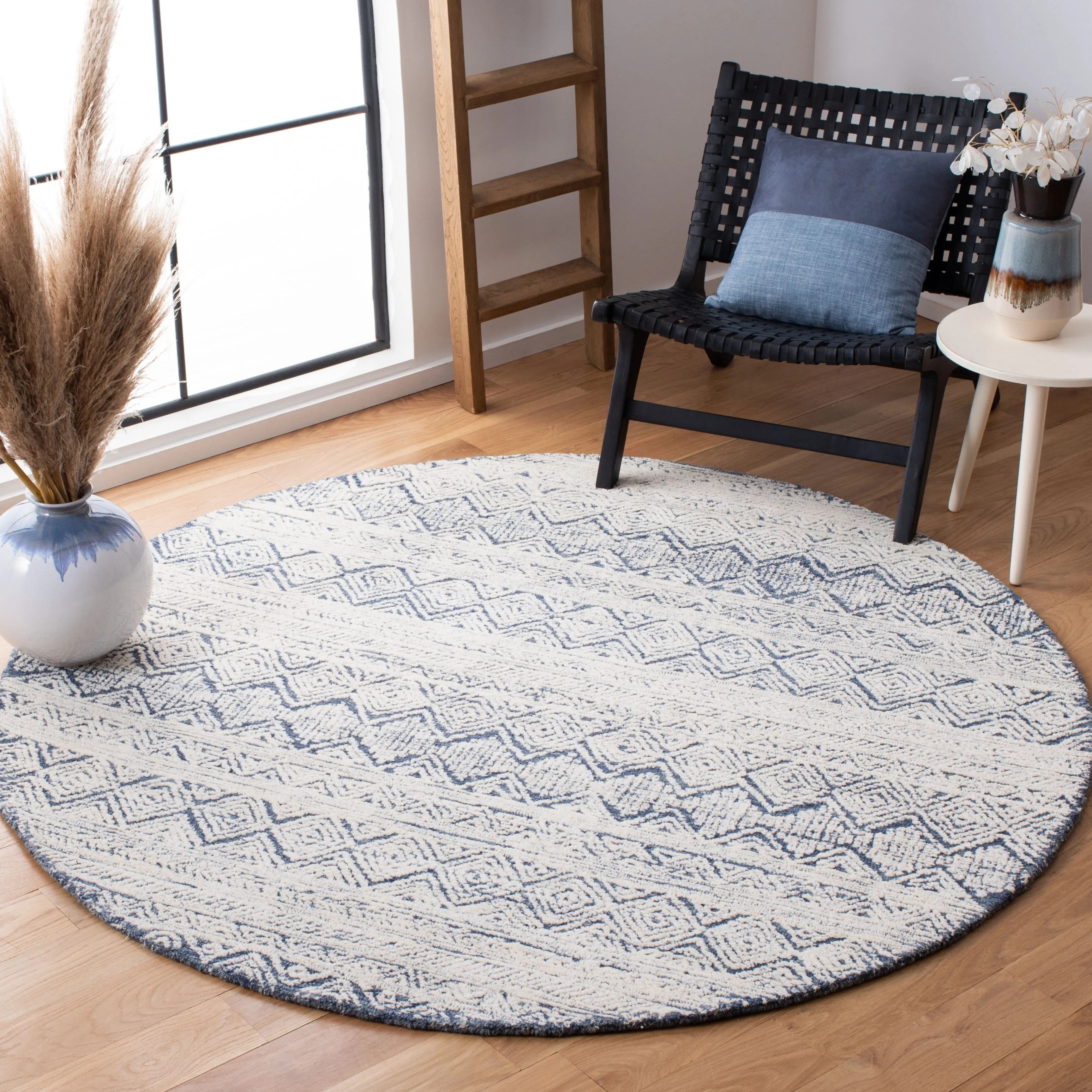 SAFAVIEH Handmade Abstract Mariaana Modern Wool Rug