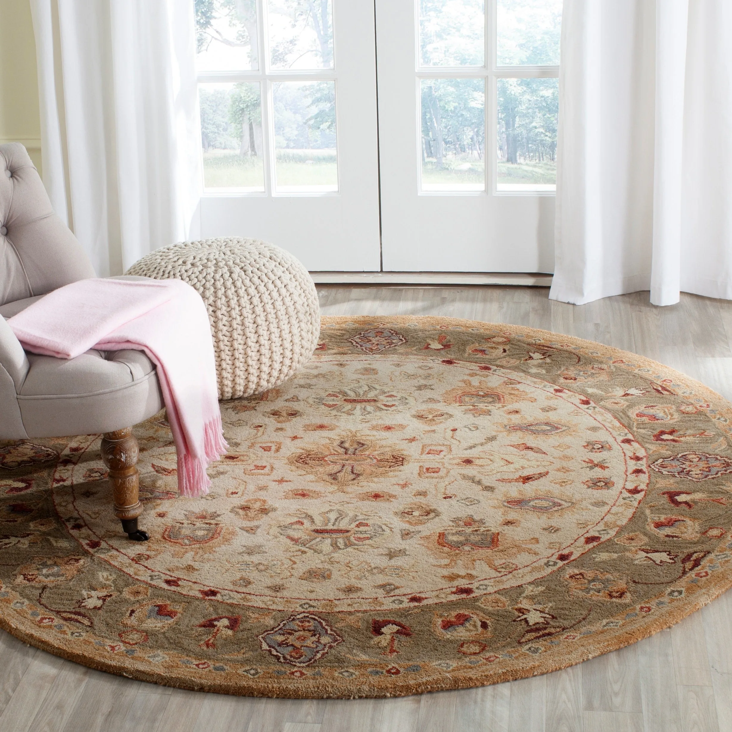 SAFAVIEH Handmade Anatolia Bibbi Traditional Oriental Hand-spun Wool Rug