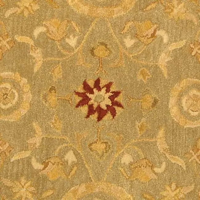 SAFAVIEH Handmade Anatolia Bibi Traditional Oriental Hand-spun Wool Rug