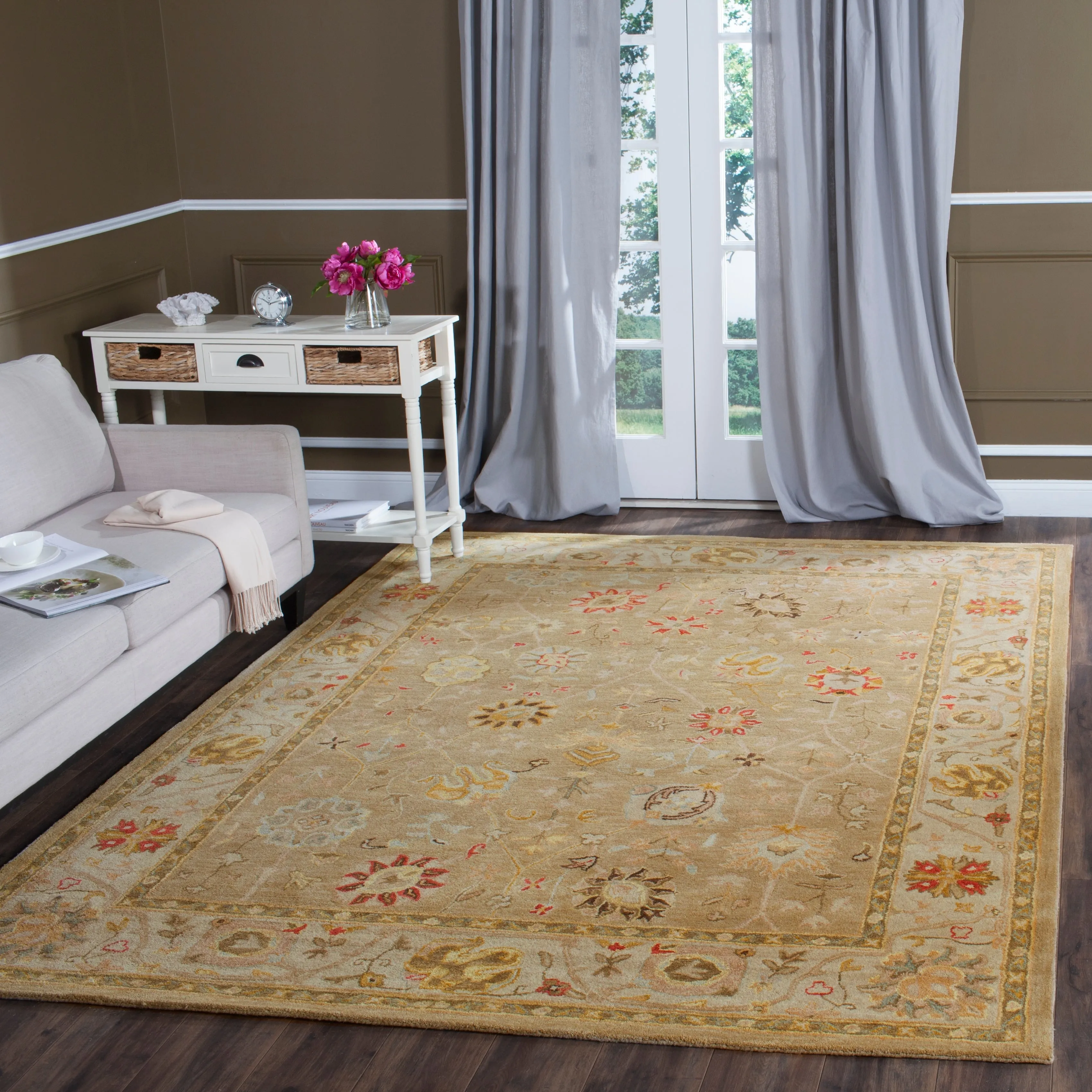 SAFAVIEH Handmade Antiquity Bushra Traditional Oriental Wool Rug