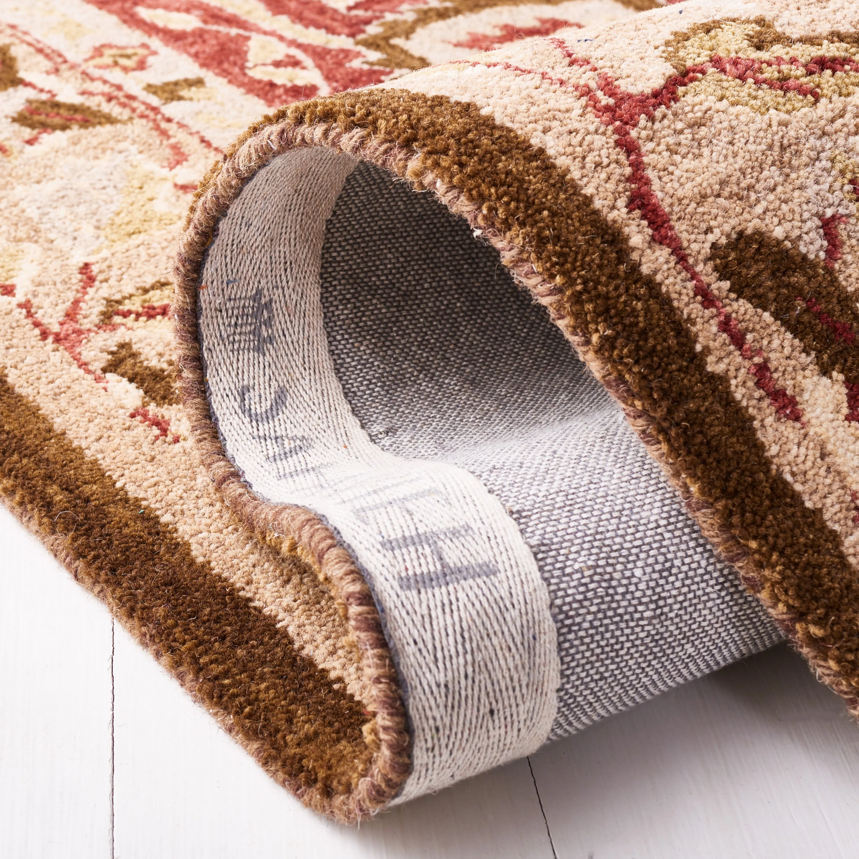 SAFAVIEH Handmade Antiquity Varvara Oriental Wool Rug