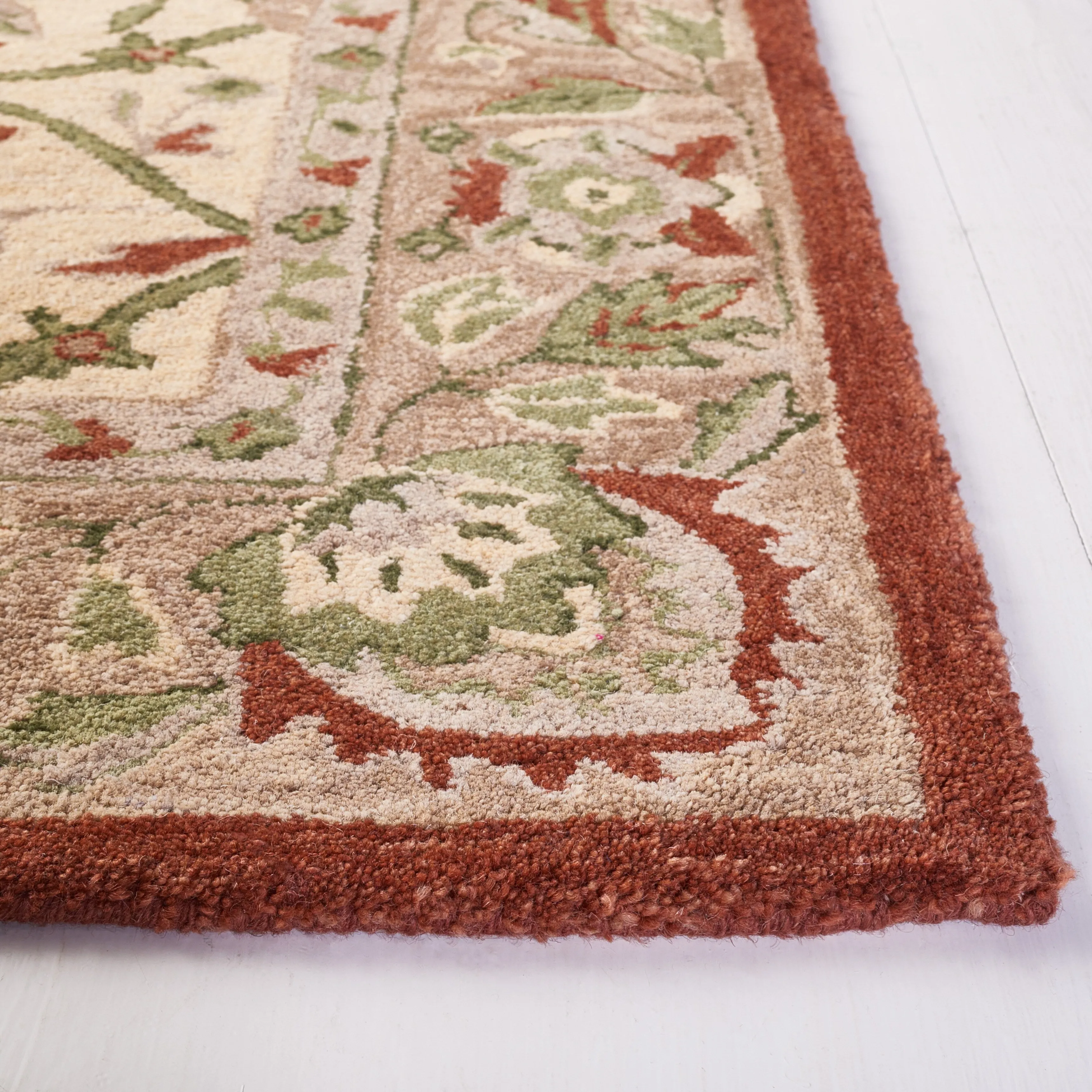 SAFAVIEH Handmade Antiquity Varvara Oriental Wool Rug